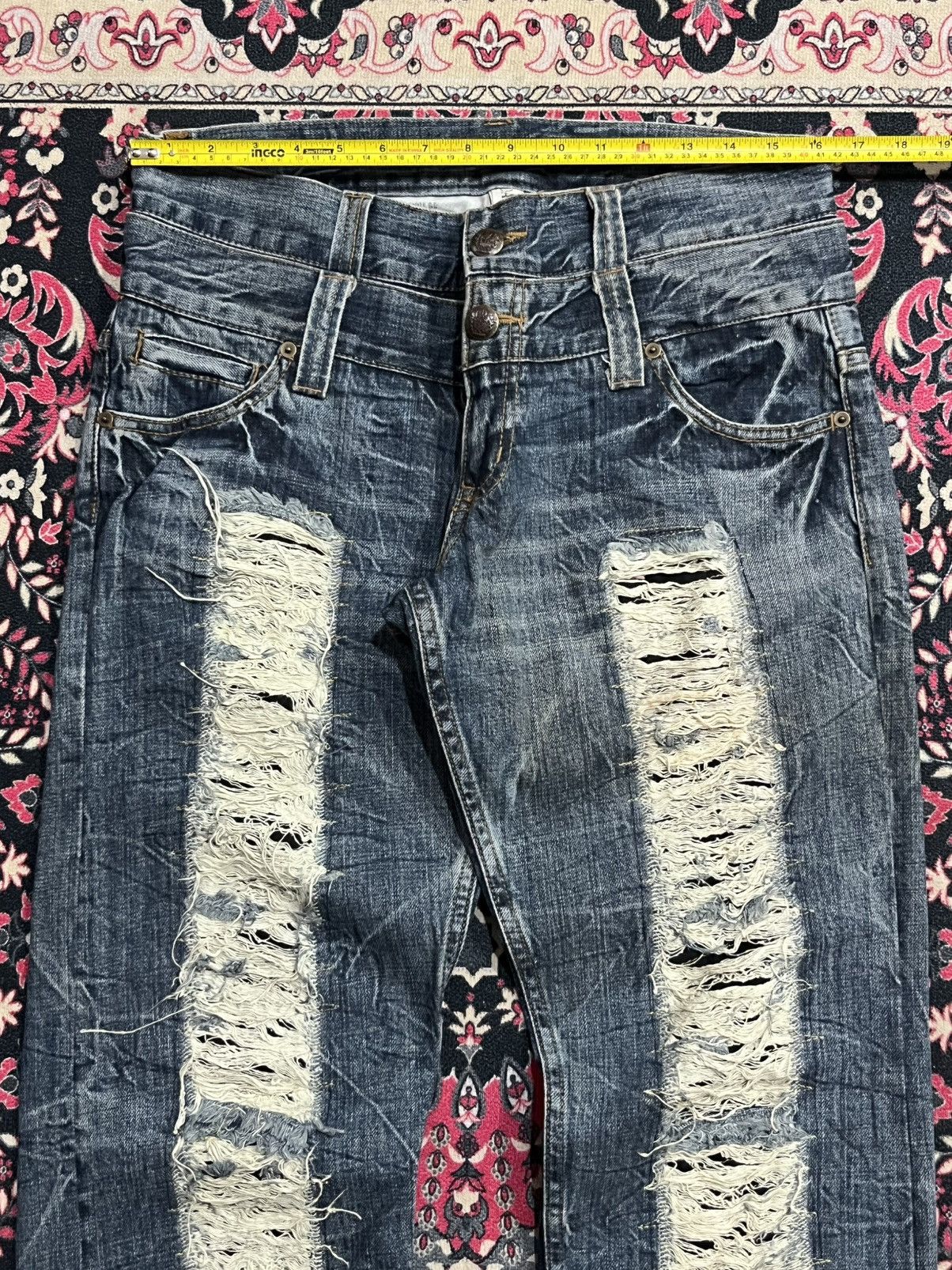 Hysteric Glamour Japanese Brand Daily News Double Waist Distressed Blue Jeans Size US 33 - 10 Thumbnail