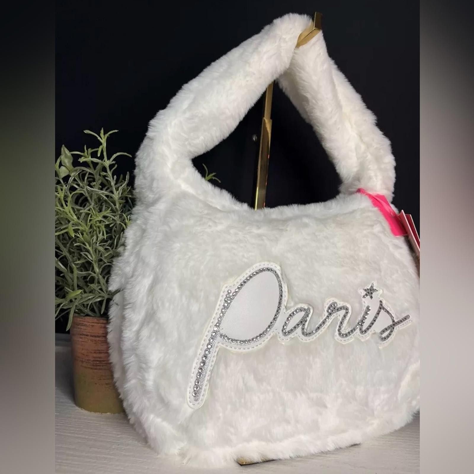Designer Paris Hilton White Fur Shoulder Bag NWT Size ONE SIZE - 2 Thumbnail