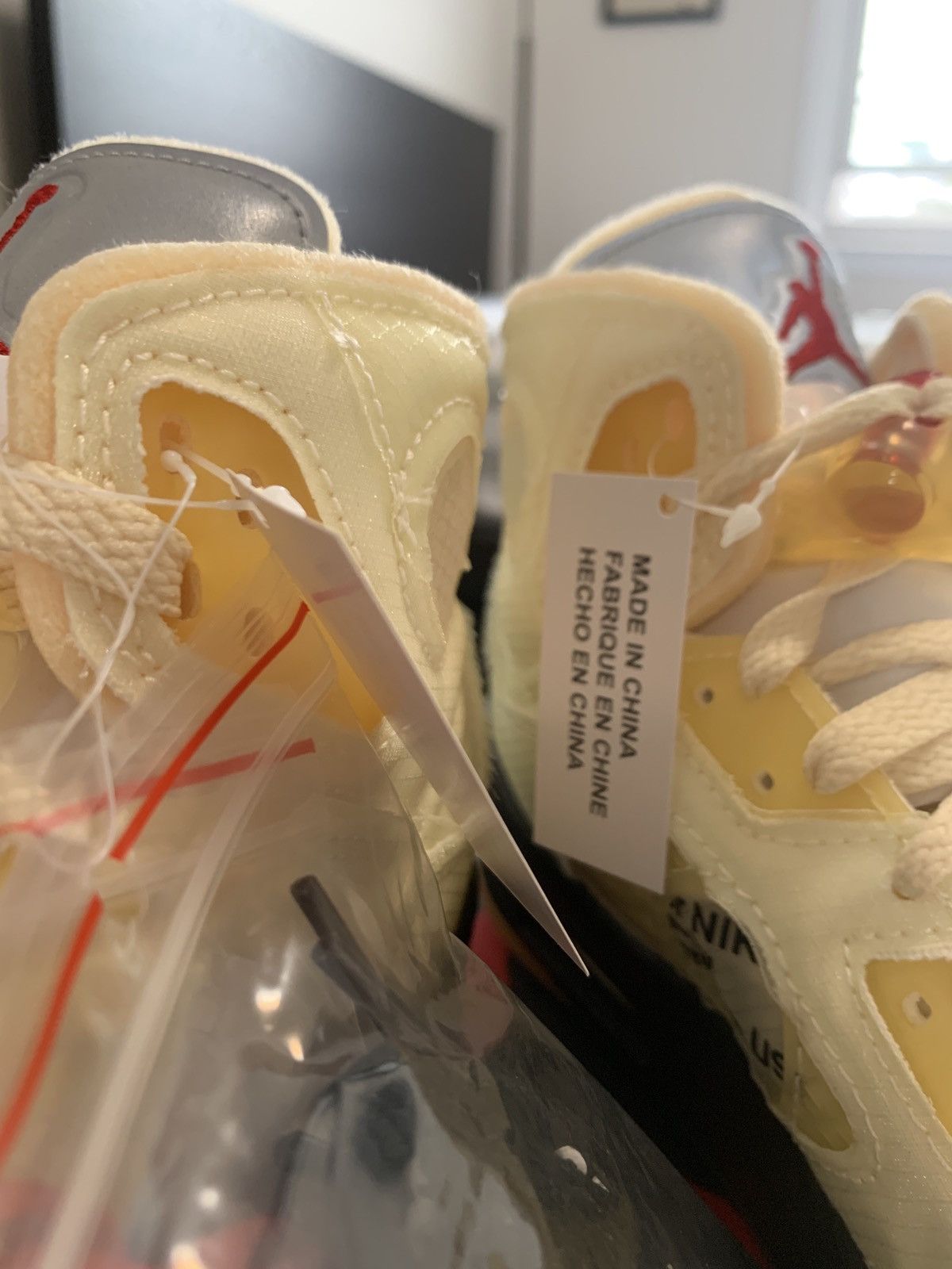 Jordan Brand Off White x Jordan 5 Sail Size US 8 / EU 41 - 8 Thumbnail