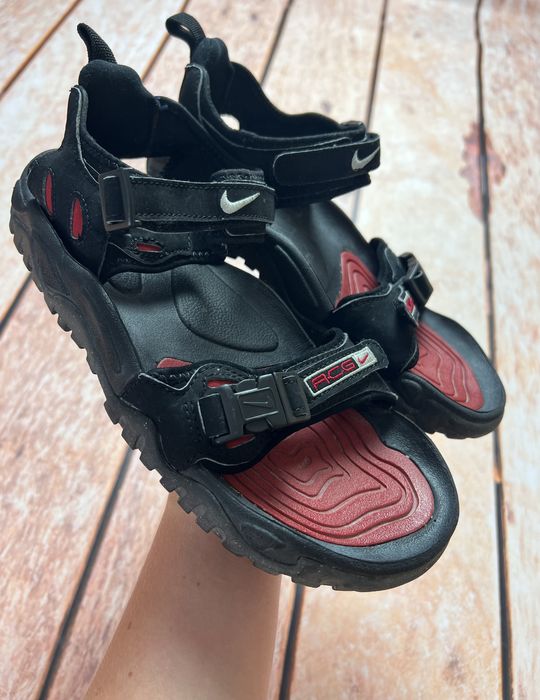 Nike acg sandals online 90s