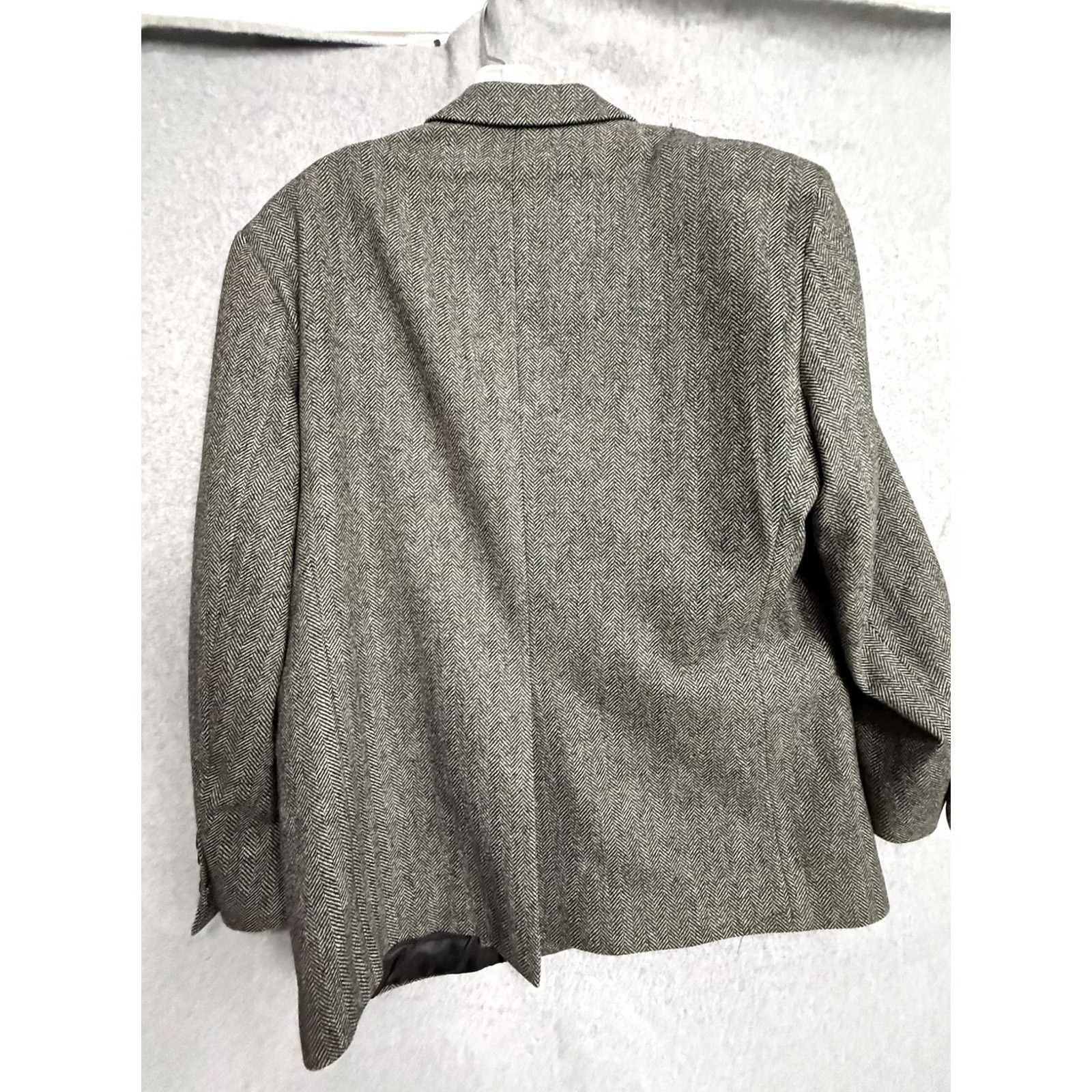 Stafford Stafford Blazer Sport Coat Mens 44S Gray Wool Herringbone Tweed Classic Jacket Size 44R - 2 Thumbnail