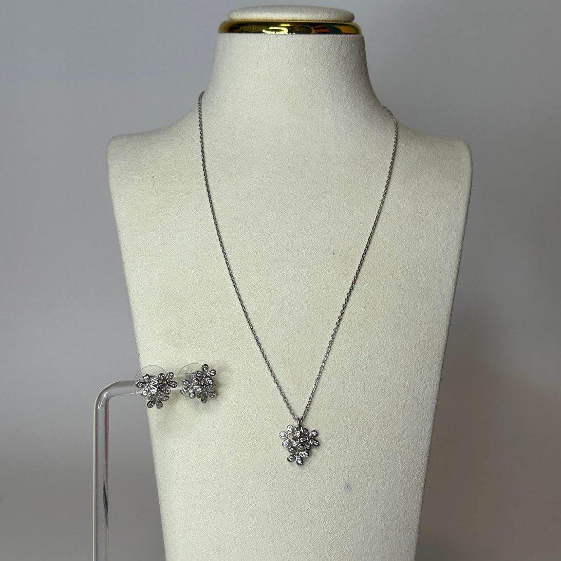 Kate Spade kate Spade Gardenia Cluster Studs & Pendant Necklace set Size ONE SIZE - 7 Thumbnail