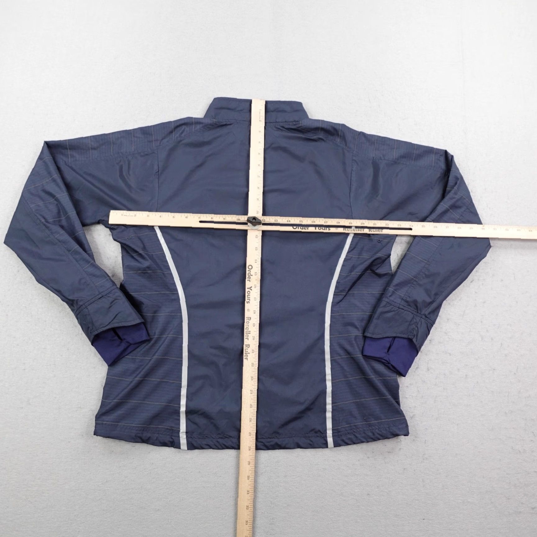 Athleta Athleta Jacket Womens XL Blue Windbreaker Full Zip Reflective Running Track Coat Size XL / US 12-14 / IT 48-50 - 5 Thumbnail