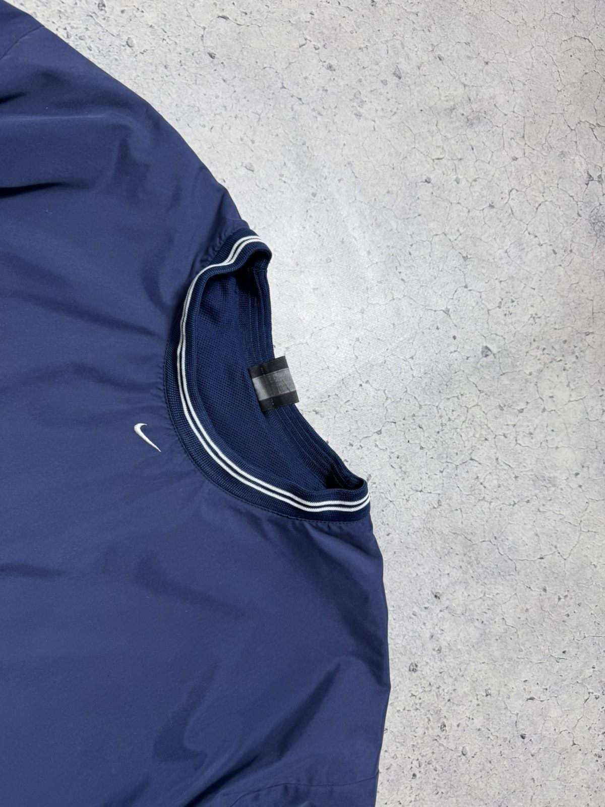 Nike Nike Vintage Nylon Anorak Jacket Center Swoosh Size L Drill Size US L / EU 52-54 / 3 - 4 Thumbnail