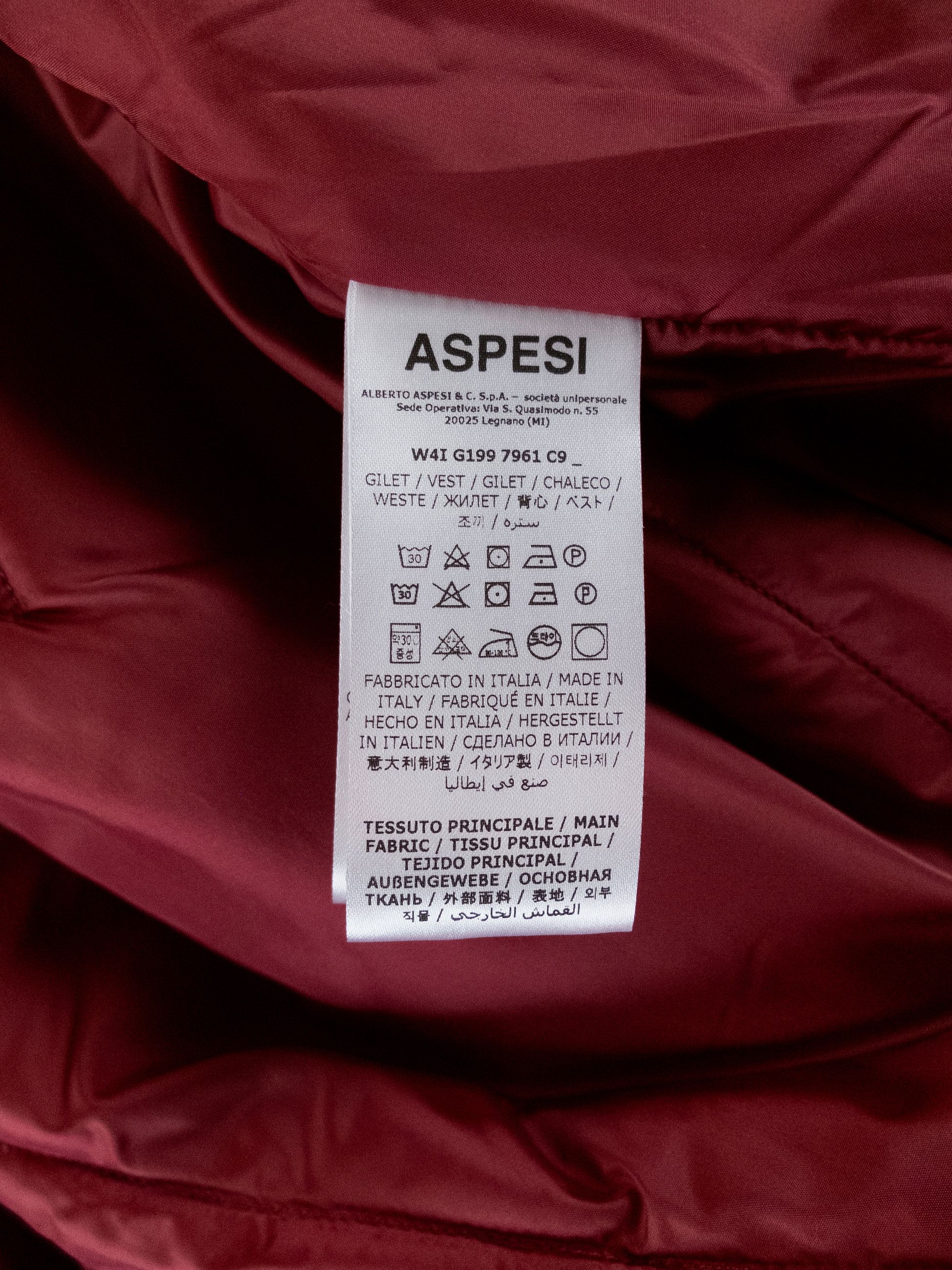 Aspesi ASPESI Gil slim fit burgundy technical padded gilet vest Size US L / EU 52-54 / 3 - 8 Thumbnail