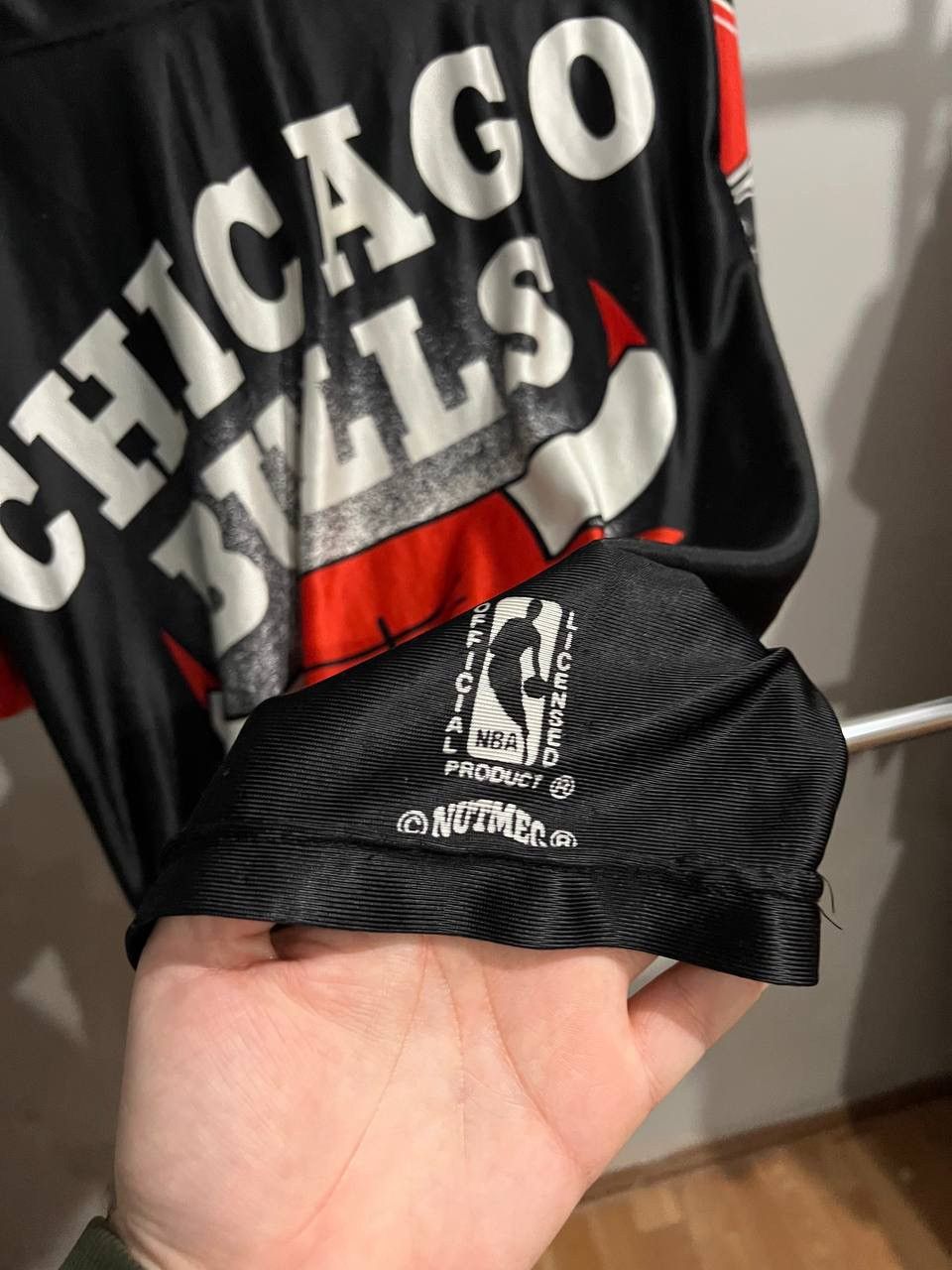 Nutmeg RARE! 90’S NBA CHICAGO BULLS OVER PRINT BASKETBALL JERSEY L Size US L / EU 52-54 / 3 - 10 Thumbnail