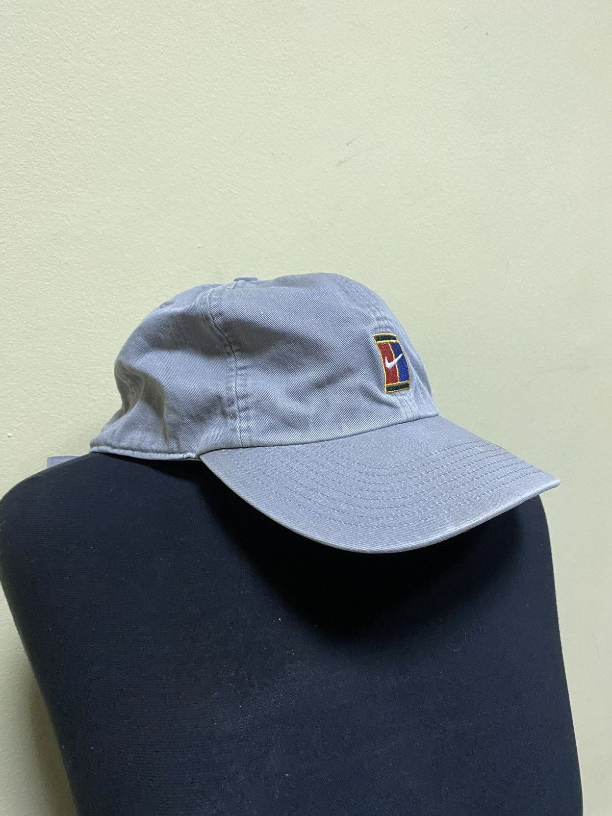 Nike Nike court tennis swoosh logo challenge vintage cap hat Size ONE SIZE - 11 Thumbnail
