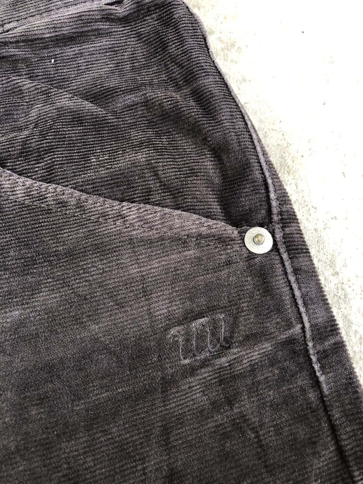 Undercover × Uniqlo Undercover x Uniqlo Corduroy Skinny Jeans Size US 32 / EU 48 - 17 Thumbnail