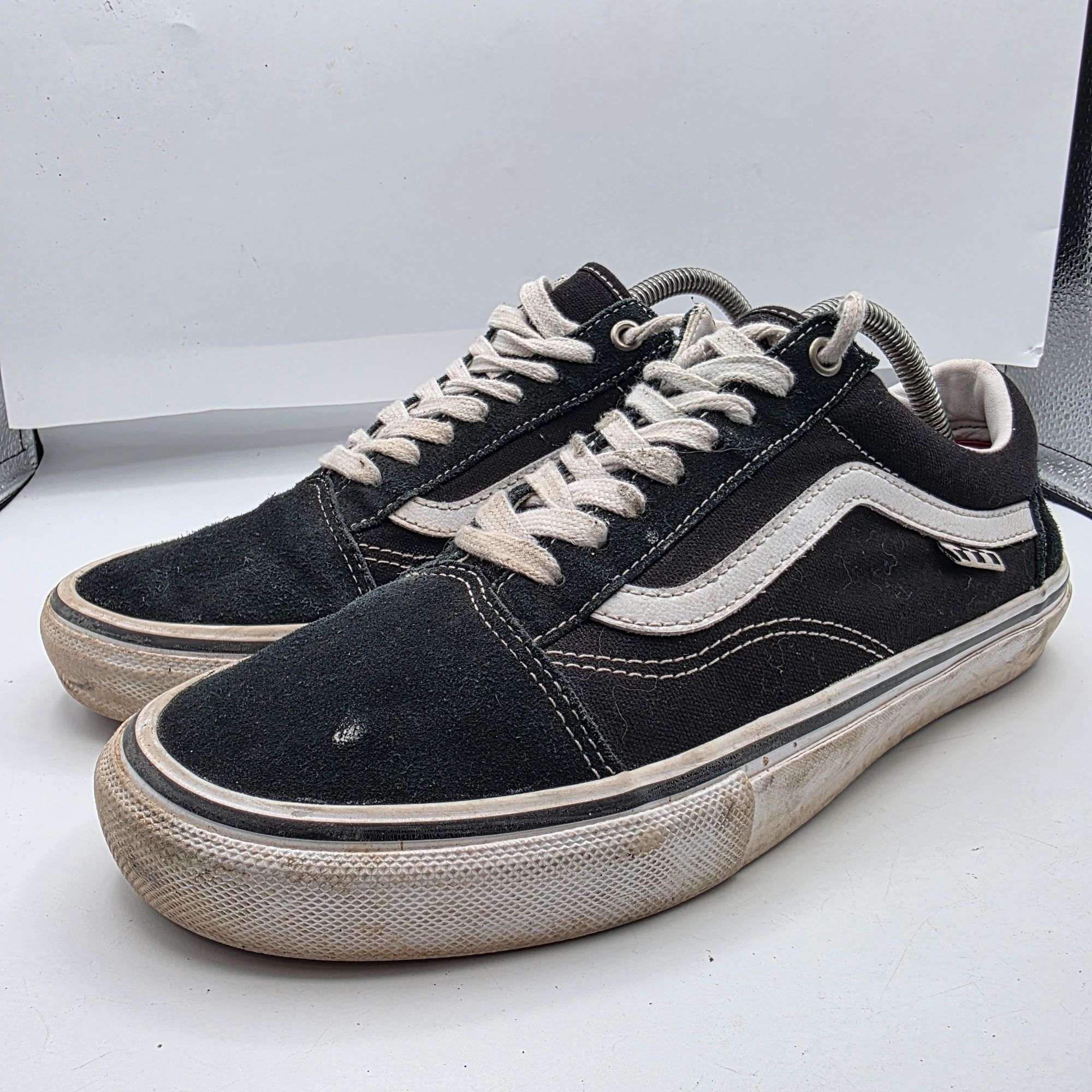 Vans Vans Old Skool Mens Size 10 Black White Shoes Skate Casual W Size US 10 / EU 43 - 4 Thumbnail