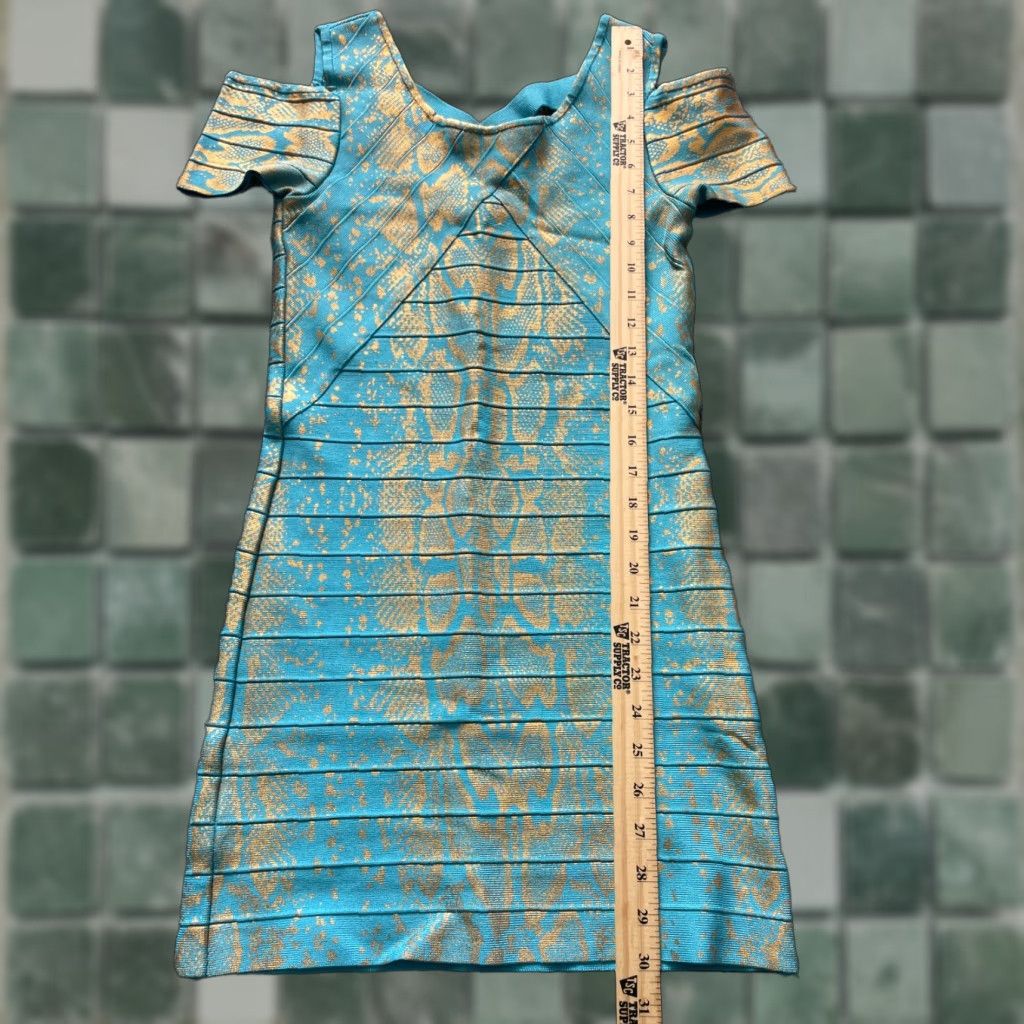 Venus Venus Bodycon Dress Womens M Blue Gold Floral Sleeveless V-Neck Pullover Short Casual Spring Summer Ladies M Size M / US 6-8 / IT 42-44 - 1 Thumbnail