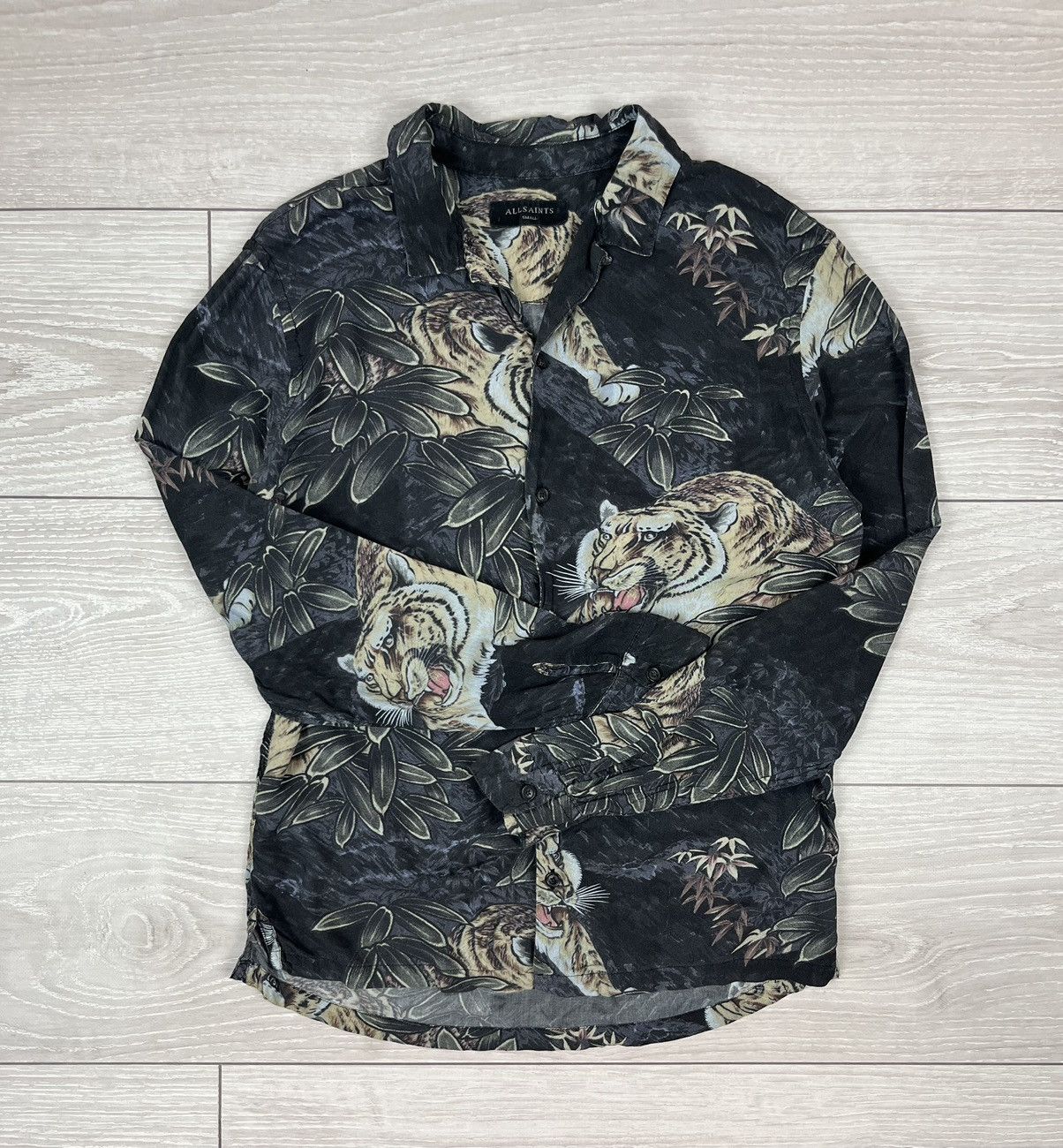 Allsaints Allsaints Chokai LS Over Print Viscose Button Shirt Size US S / EU 44-46 / 1 - 2 Thumbnail