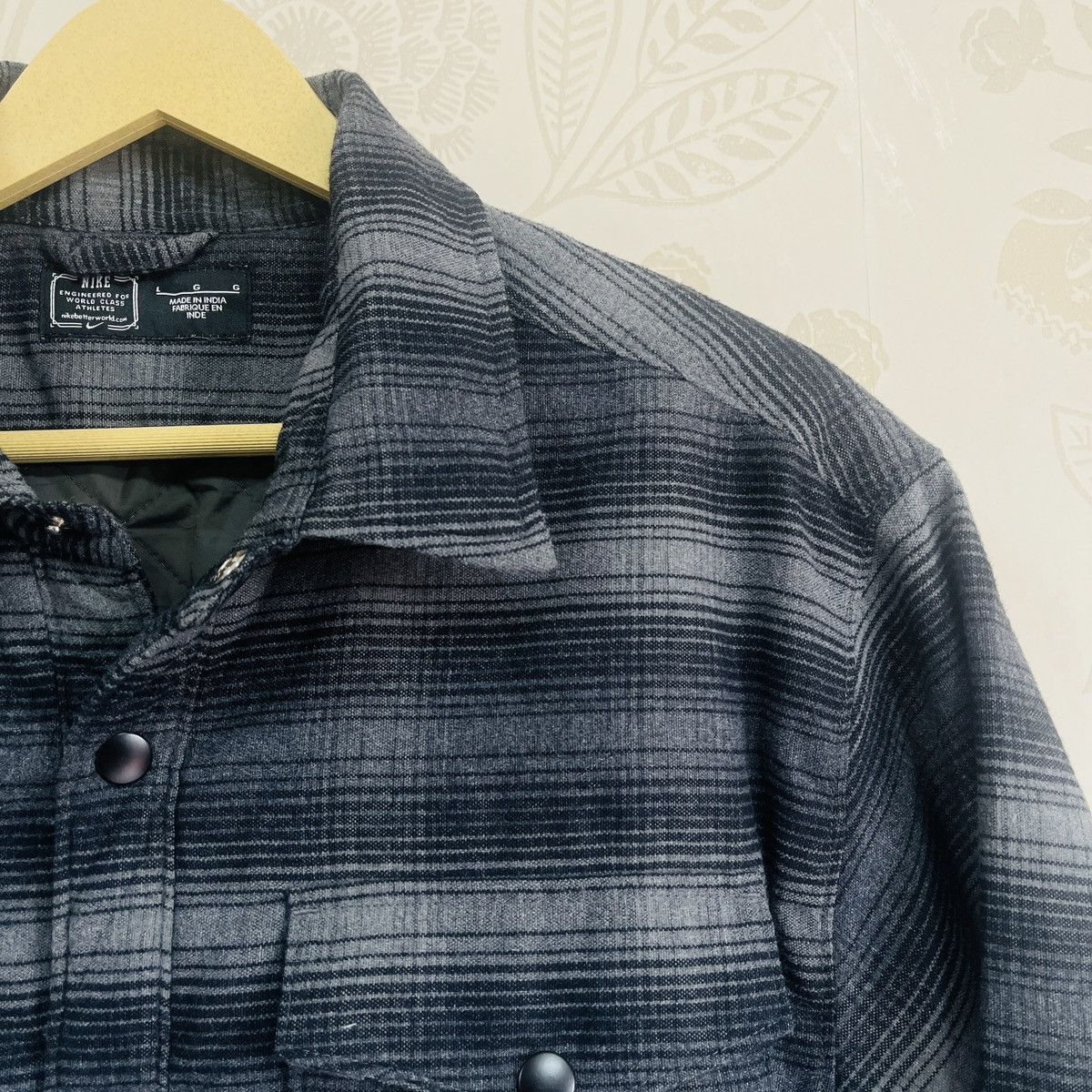 Engineered Garments NIKE Quilted Engineered Garments Buttons Jacket Dual Layer Size US L / EU 52-54 / 3 - 6 Thumbnail
