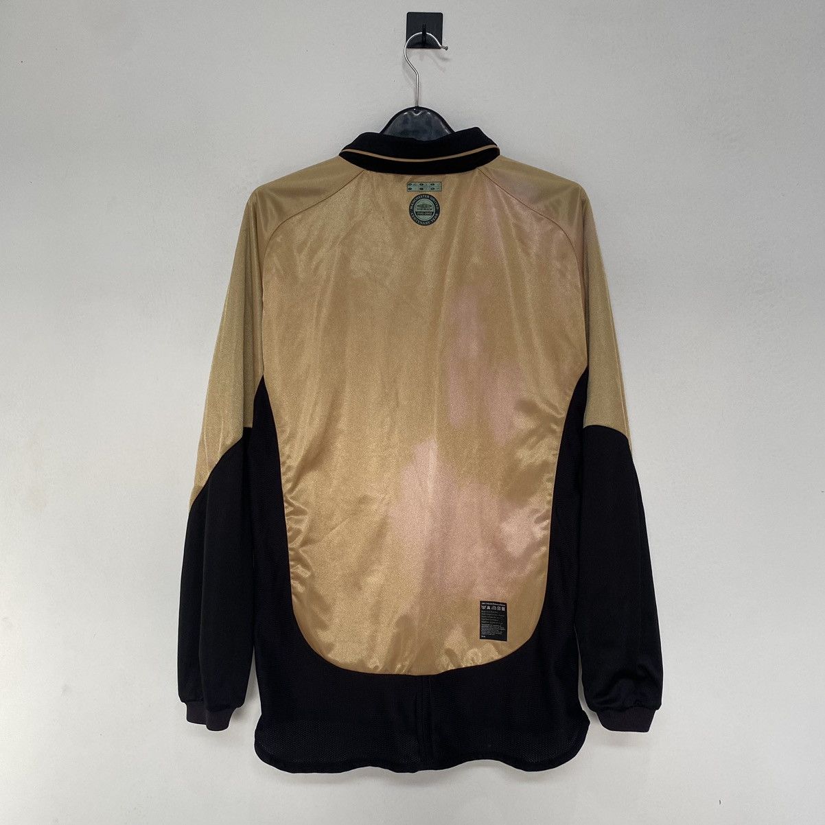 Umbro Manchester United Centenary Kit Longsleeve Soccer Jersey - M Size US M / EU 48-50 / 2 - 4 Thumbnail