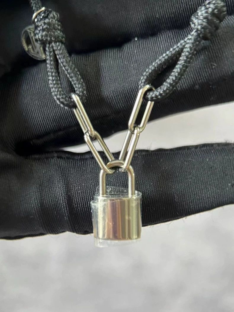 Louis Vuitton louis vuitton charity lock bracelet-2507 Size ONE SIZE - 4 Thumbnail