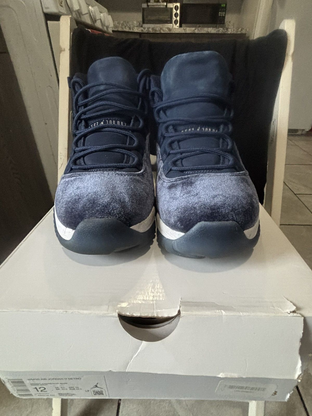 Jordan Brand Jordan 11 Retro Midnight Navy Size US 12 / IT 42 - 2 Thumbnail