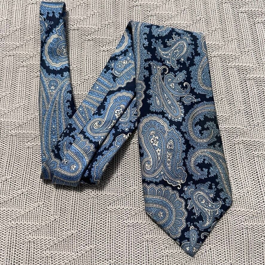 John Weitz Vintage John Weitz light blue paisley men's tie | Grailed