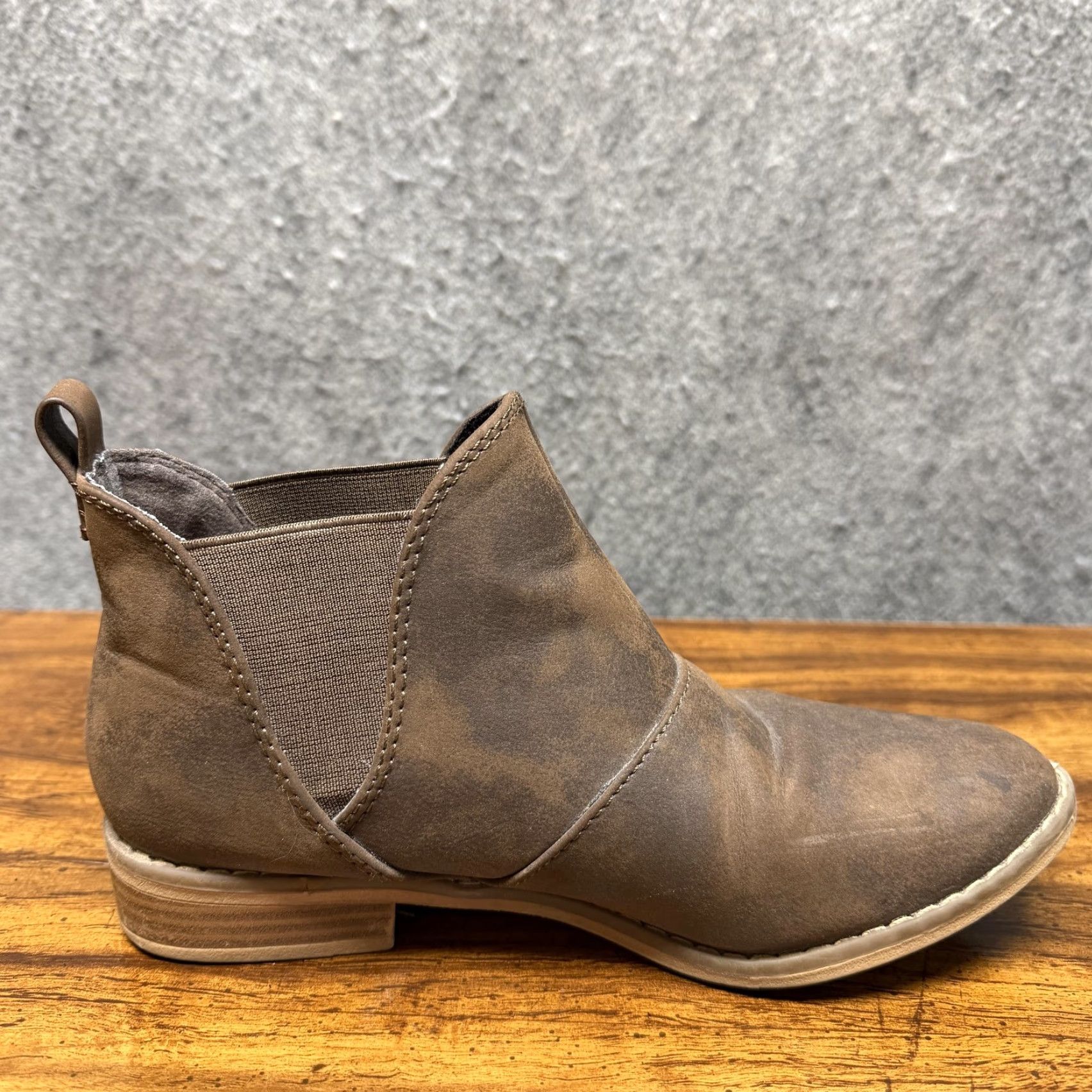 Vintage Rocket Dog Boots Womens Chelsea Ankle Booties Brown 7.5 US 7.5 UK 5 EU 38 Low Heel Elastic Gore Casual 1-2 in Womens Shoes Size US 5 / IT 35 - 5 Thumbnail
