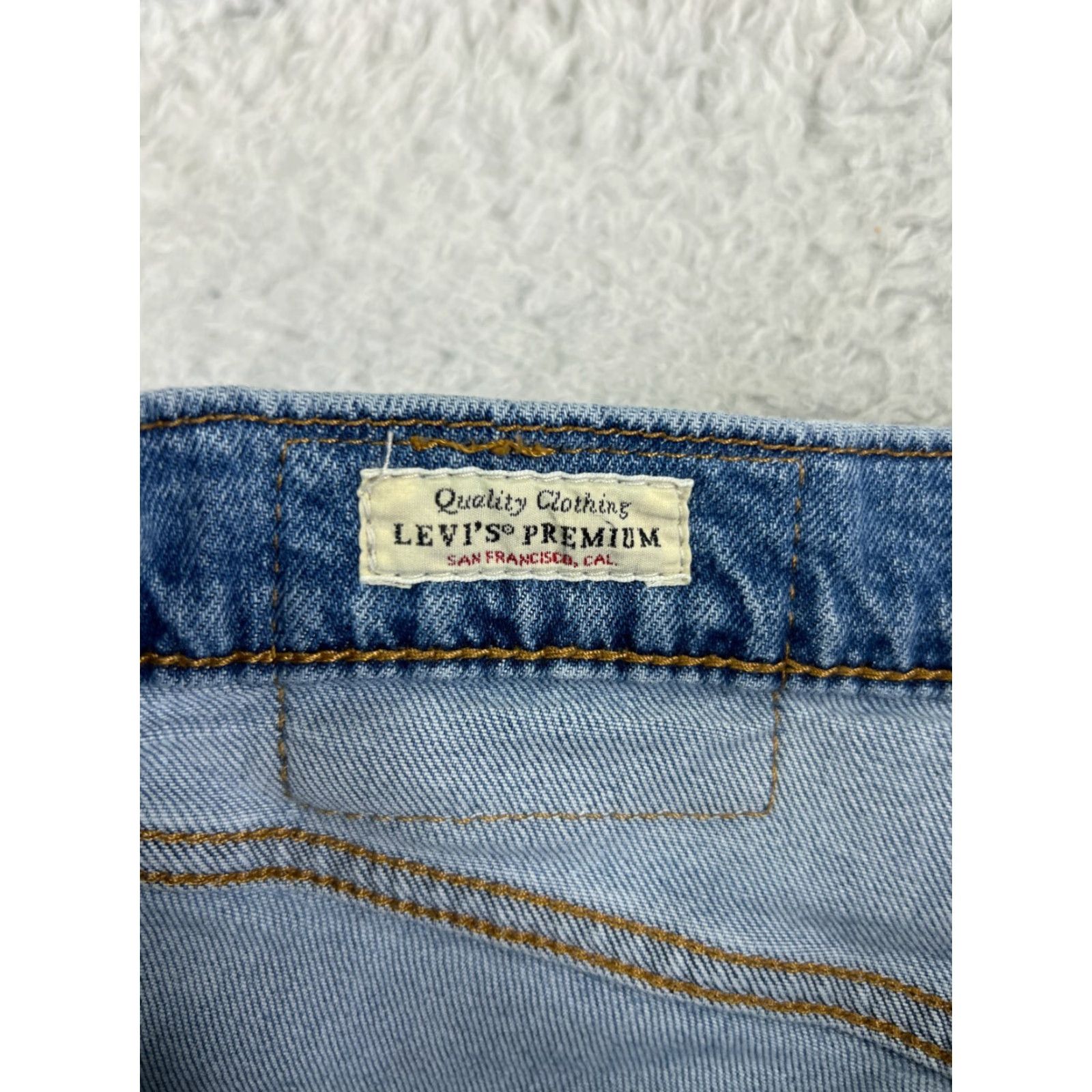 Levi's VINTAGE Levi's Jeans 511 28x31 Blue Denim Slim 5-Pocket Mens Regular Cotton Blend Premium Read Size US 31 - 6 Thumbnail