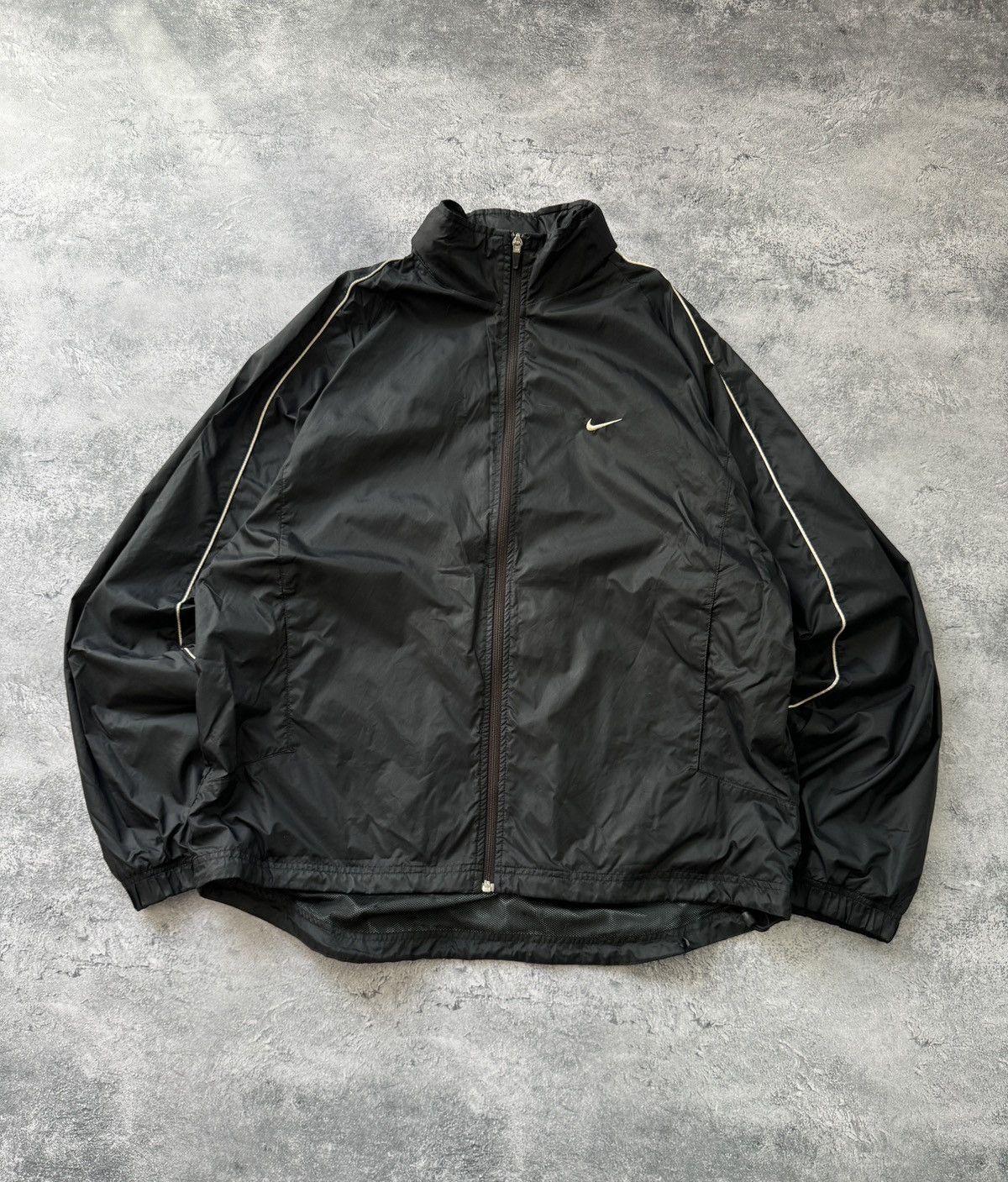 Nike × Vintage Vintage Nike Black Track Jacket size L Size US L / EU 52-54 / 3 - 1 Thumbnail