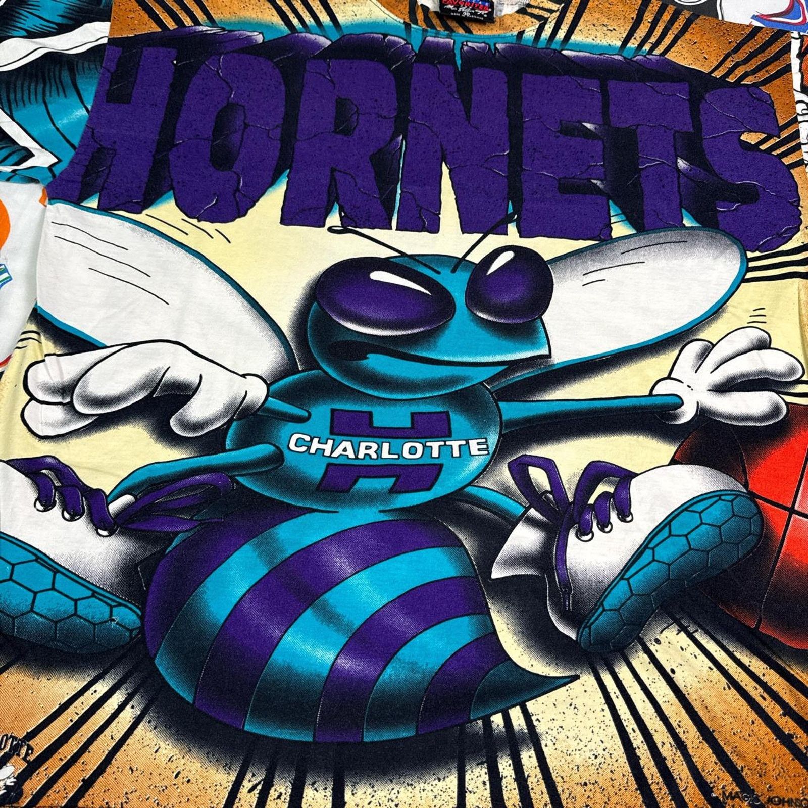 NBA × Vintage VTG 1990s NBA Charlotte Hornets AOP Explosion Mens M T-Shirt Size US M / EU 48-50 / 2 - 3 Thumbnail