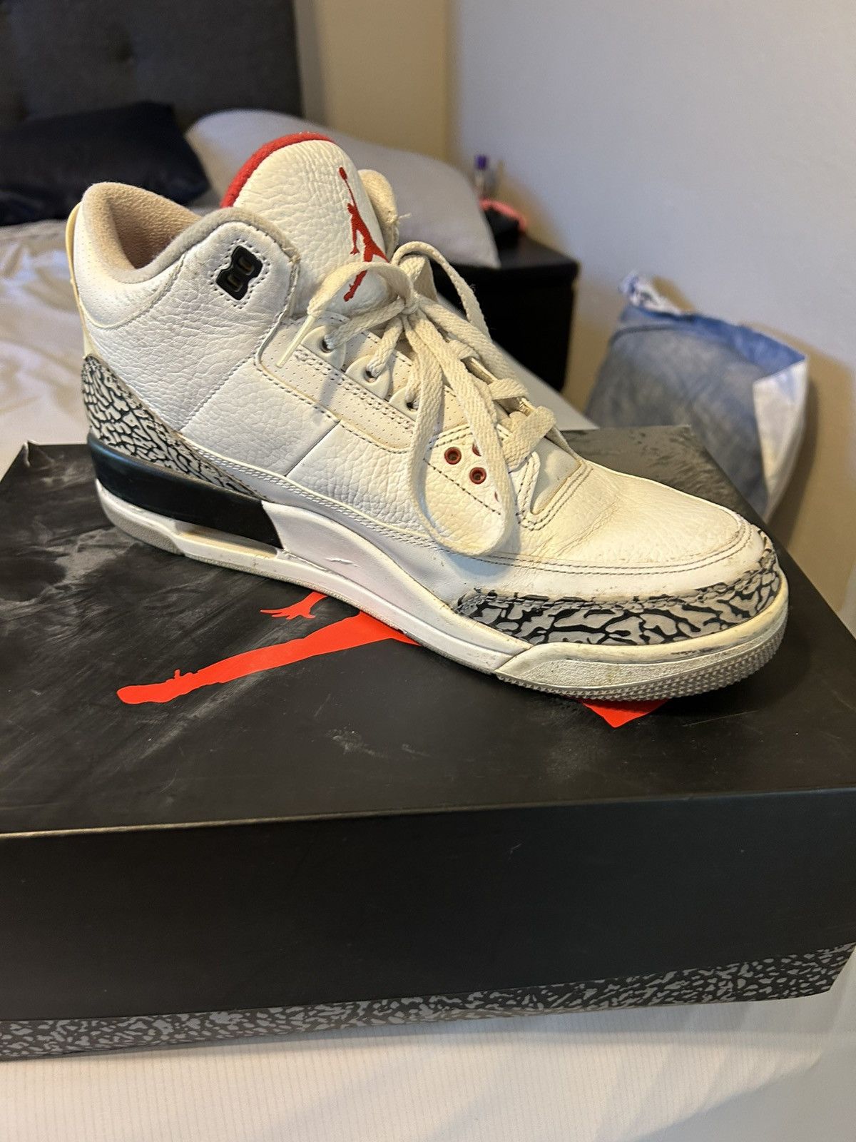 Jordan Brand White Cement Jordan 3 Size 11 Size US 11 / EU 44 - 8 Thumbnail