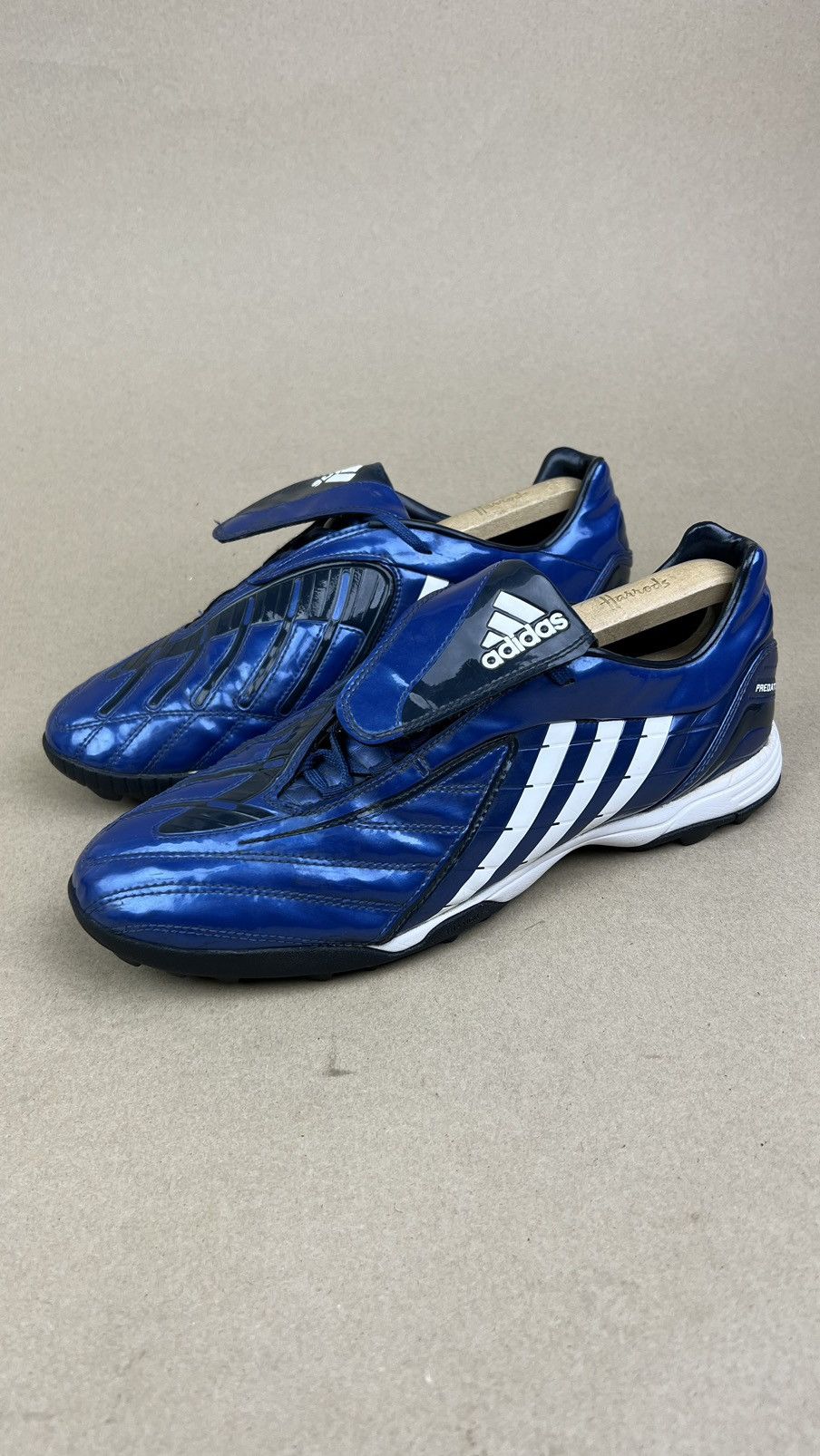 adidas gazelle silver green womens adidas Traxion Response Spikeless Golf Shoes Men White main image 0