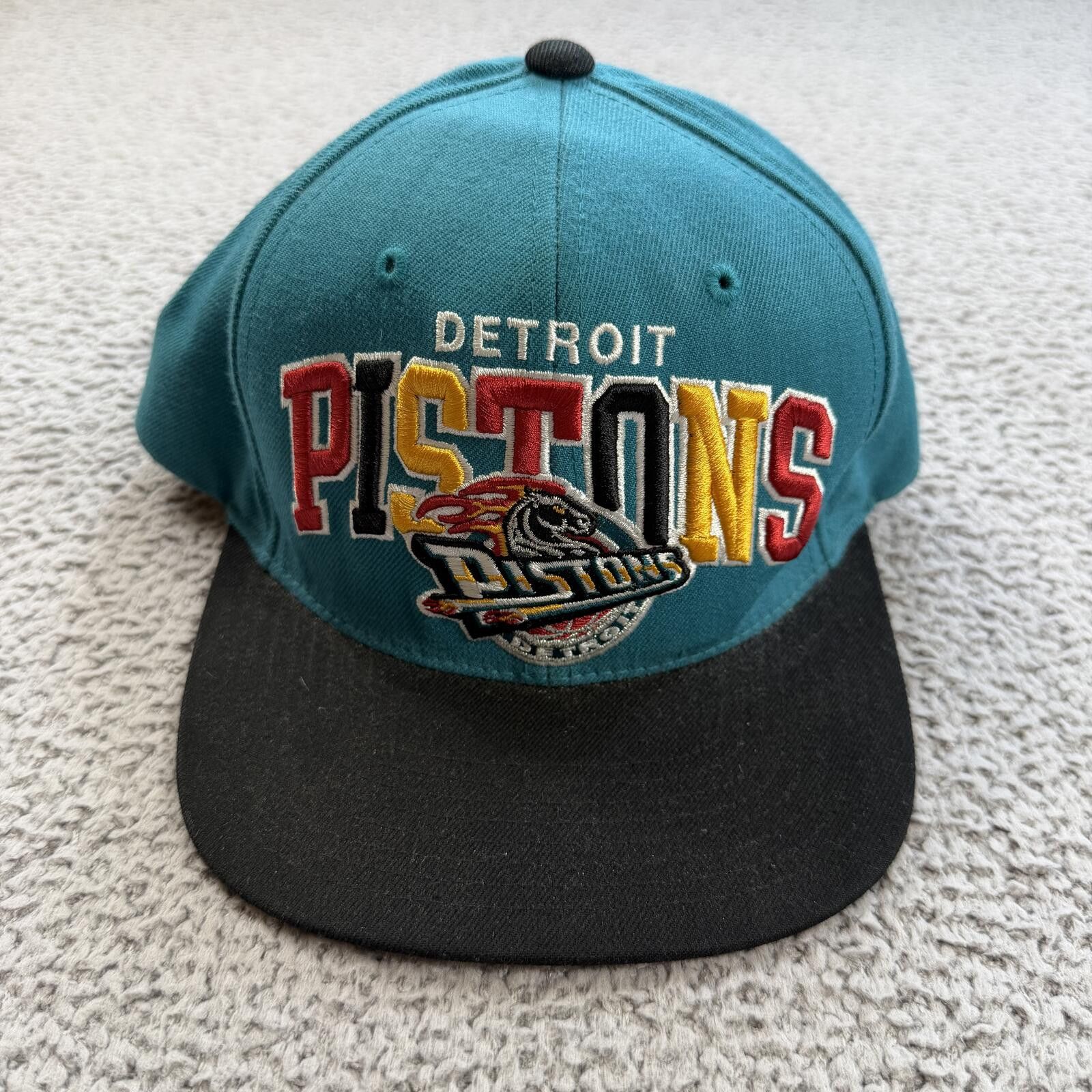 Mitchell & Ness Detroit Pistons Mitchell & Ness Hardwood Classics Snapback Size ONE SIZE - 1 Thumbnail
