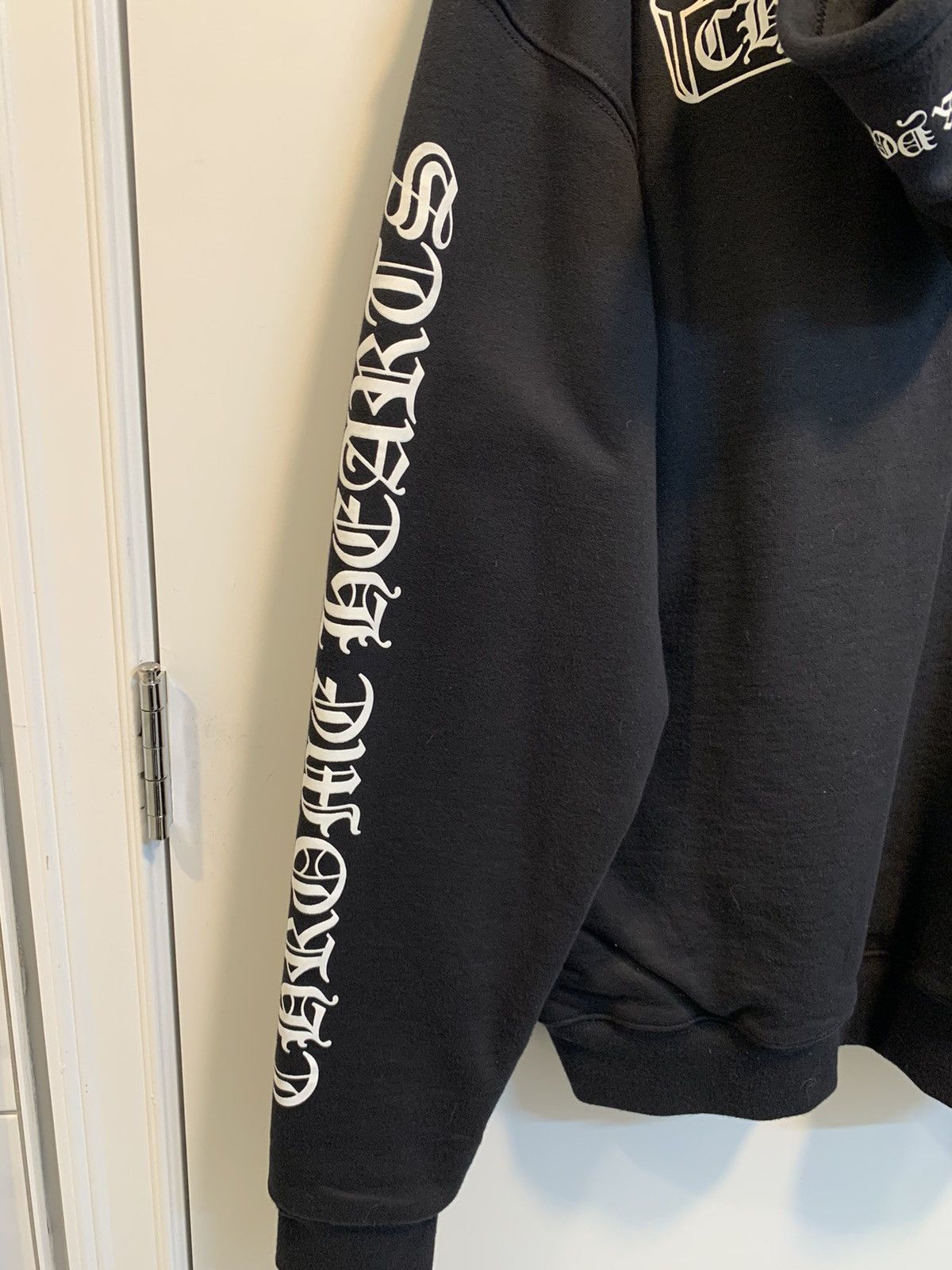 Chrome Hearts Chrome Hearts Scroll Logo Zip Up Size US M / EU 48-50 / 2 - 9 Thumbnail