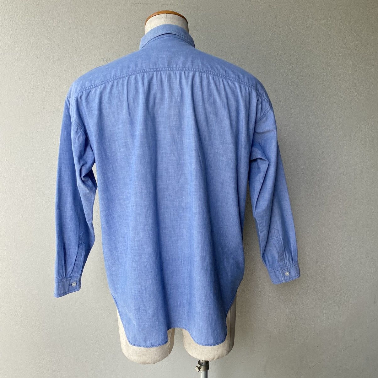 Japanese Brand × Vintage ENGLISH HERALDRY Vintage Patched Chambray Shirt. Size US M / EU 48-50 / 2 - 13 Thumbnail