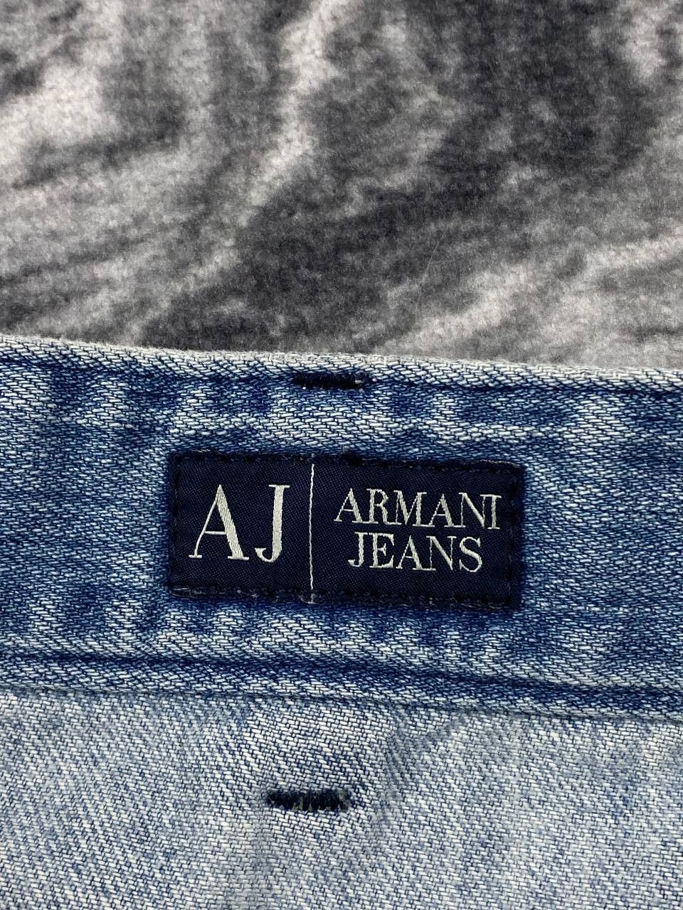 Armani Vintage Armani Jeans Denim Jeans Big Logo Metal Logo Men Size US 31 - 14 Thumbnail