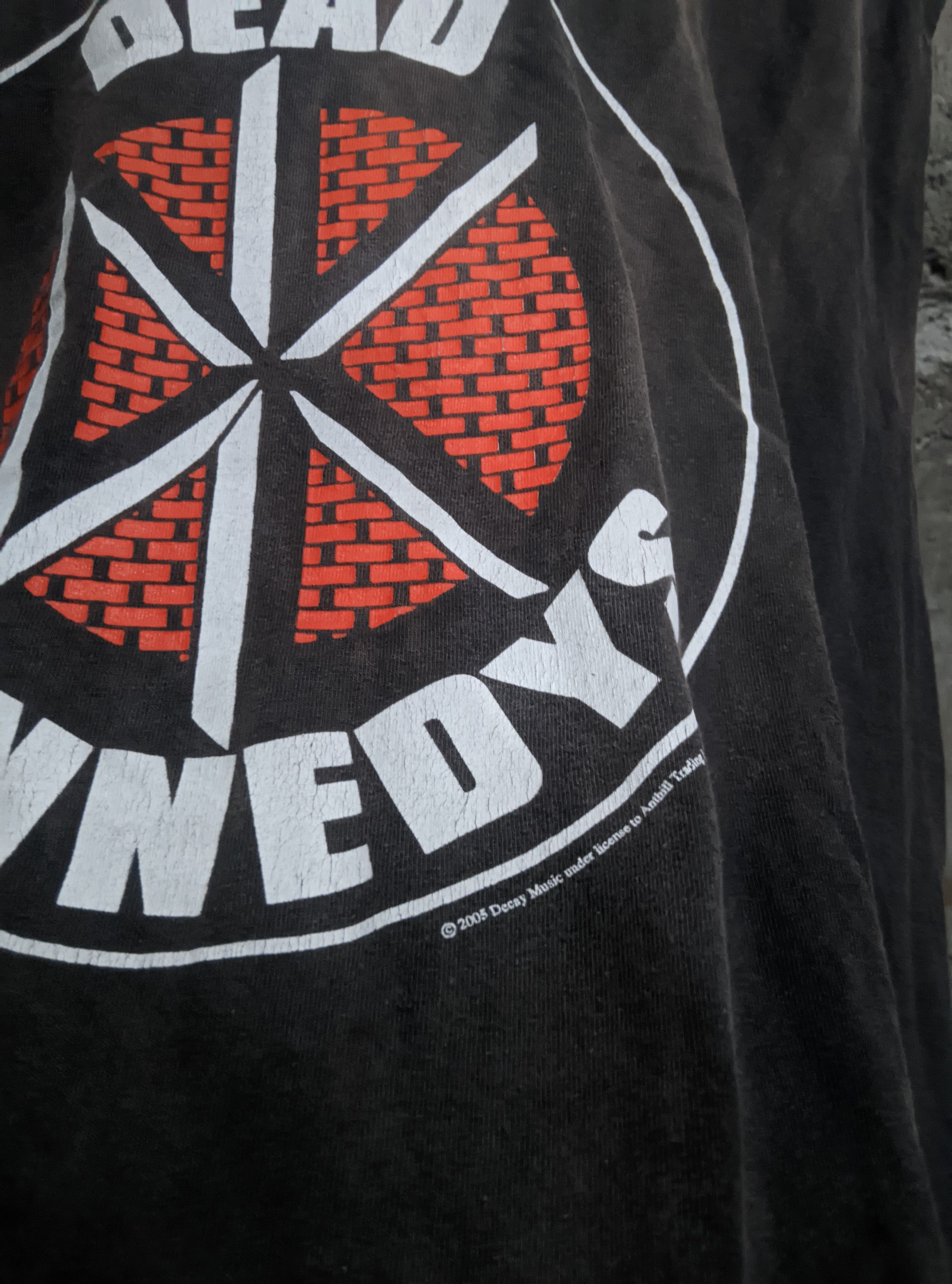 Band Tees Vintage thrashed dead kennedys sun fade punk distressed erd Size US XL / EU 56 / 4 - 8 Thumbnail