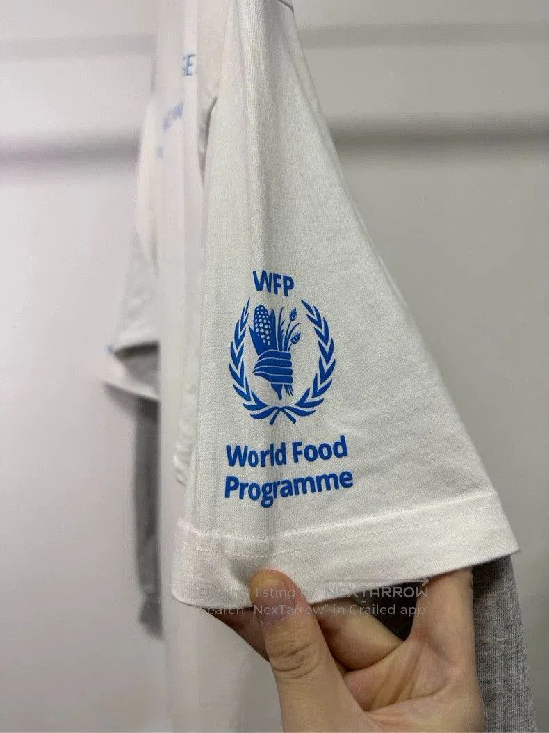 Balenciaga Balenciaga World Food Programme Layered Sweatshirt. Size US S / EU 44-46 / 1 - 5 Thumbnail