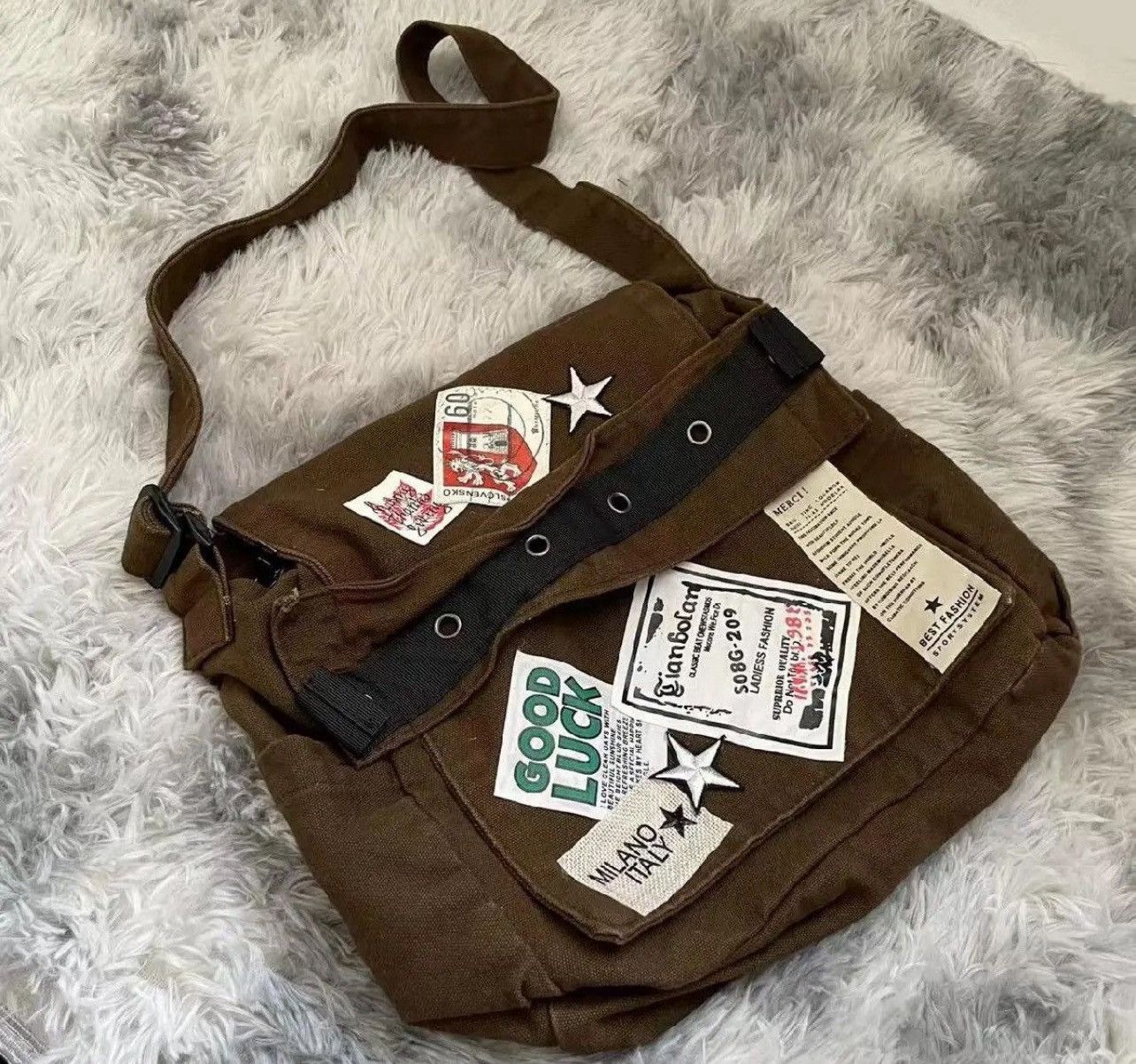 Japanese Brand × Vintage Vintage Y2k Messenger Bag Size ONE SIZE - 5 Thumbnail