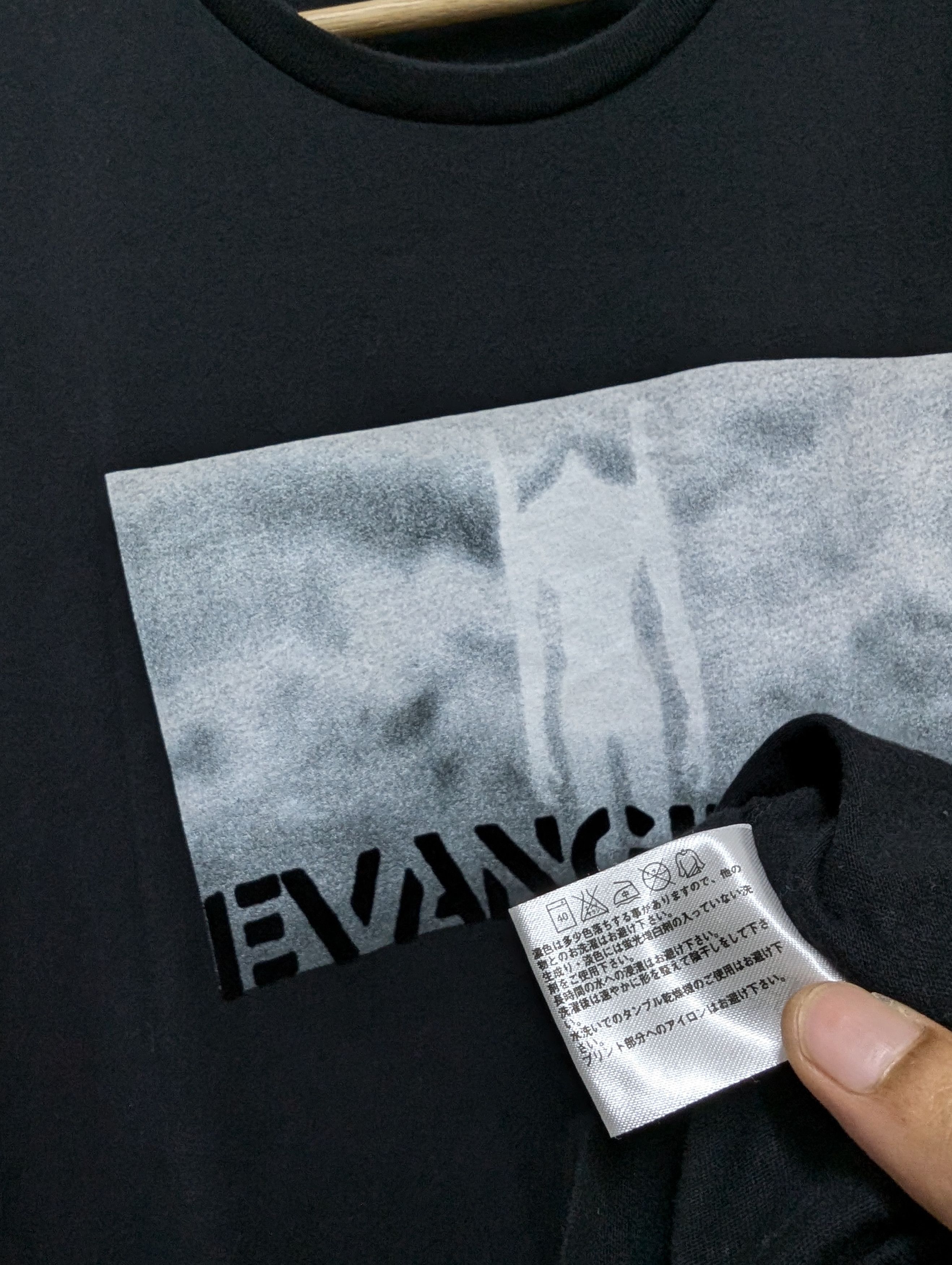 Cartoon Network × Uniqlo × Vintage Anime Evangelion 🔥 Size US L / EU 52-54 / 3 - 9 Thumbnail
