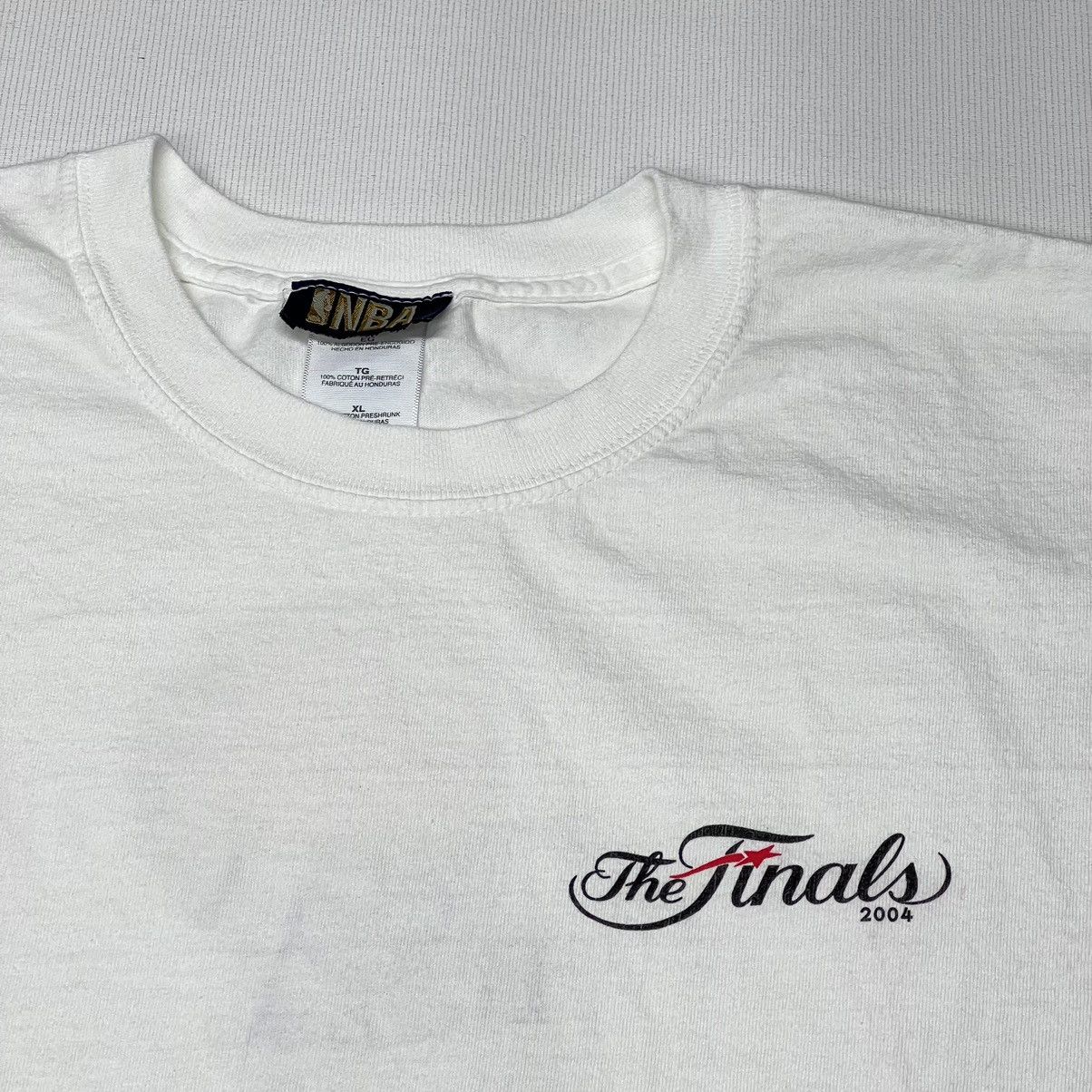 NBA NBA Finals Tee Shirt White Trophy Champions Basketball Y2K Size US XL / EU 56 / 4 - 3 Thumbnail