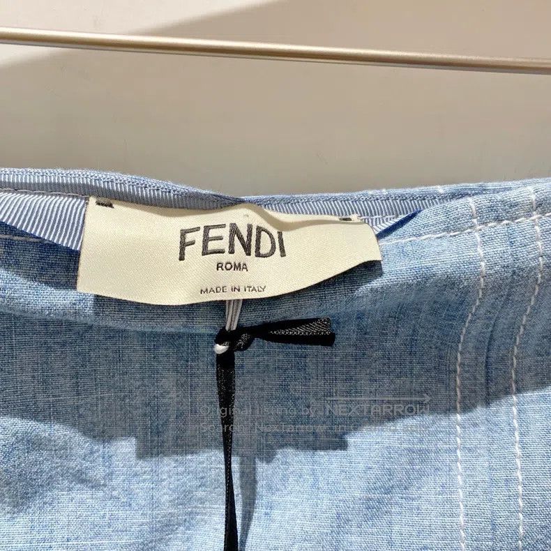 Fendi Fendi Light blue pencil skirt Size 42" / US 20 - 2 Thumbnail