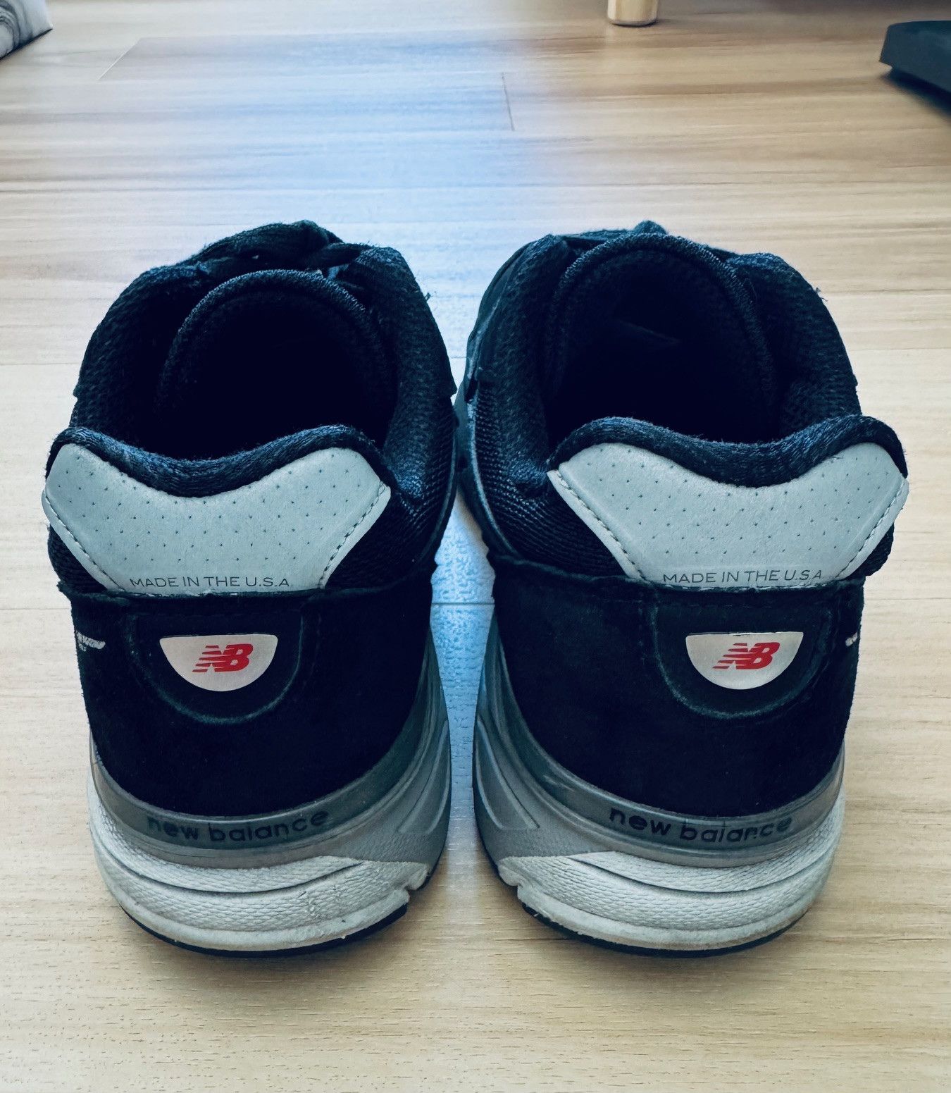 New Balance New Balance 990v4 Size US 10 / EU 43 - 3 Thumbnail