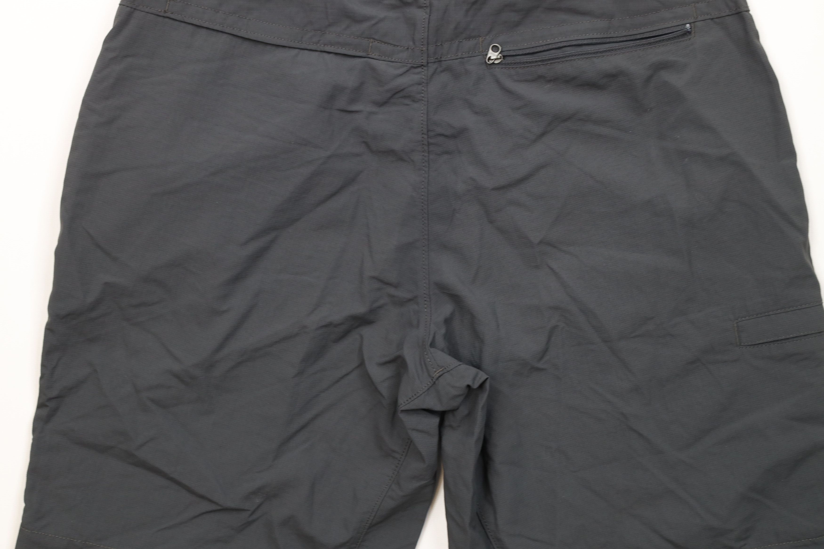 The North Face The North Face Spell Out Outdoor Hiking Trekking Shorts Gray Size US 32 / EU 48 - 14 Thumbnail