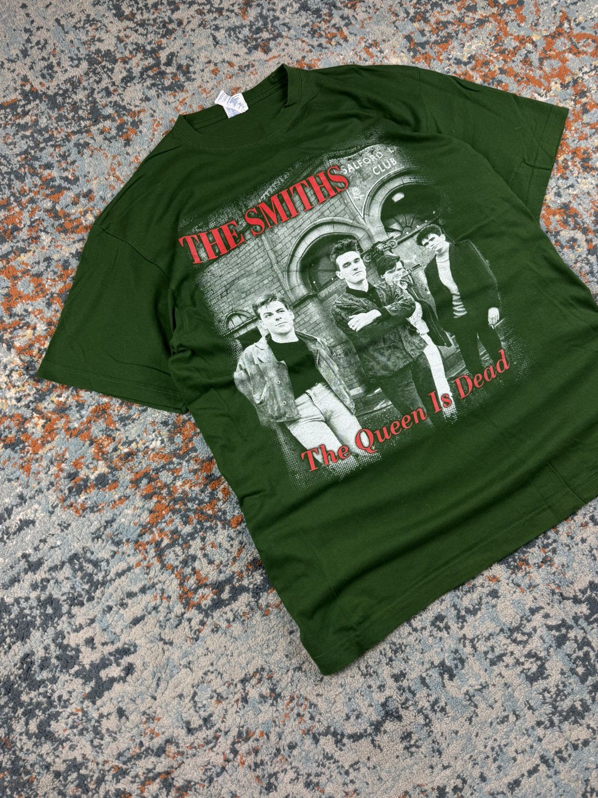 Band Tees × The Smiths × Vintage Rare Vintage 00s The Smiths the queen is dead graphic tee Size US L / EU 52-54 / 3 - 2 Thumbnail