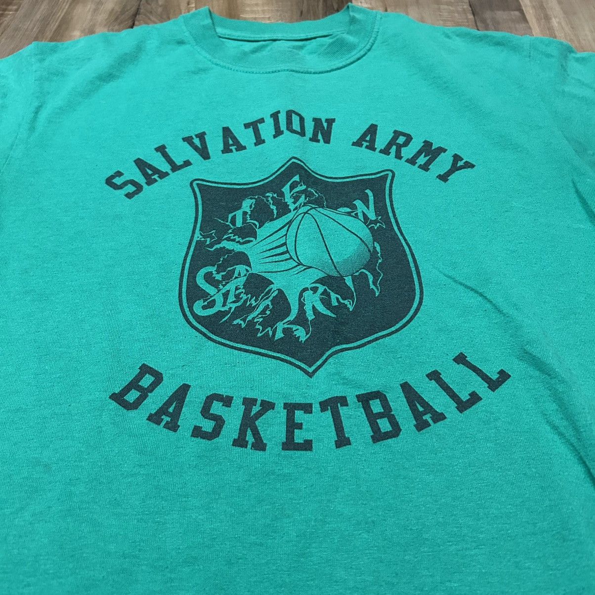 Vintage Salvation Army Basketball Green T Shirt Size S Thrift Store Size US S / EU 44-46 / 1 - 3 Thumbnail