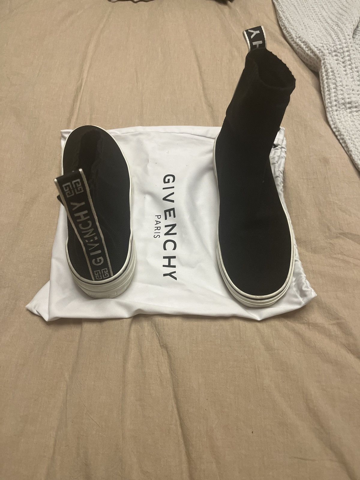 Givenchy Givenchy George V Sock Size US 9 / EU 42 - 1 Thumbnail