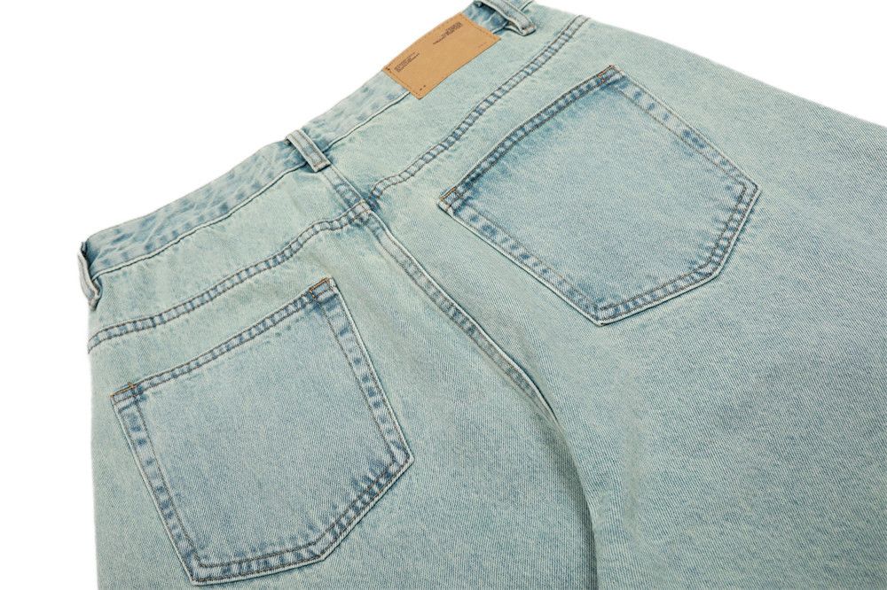 Jean Vintage men's distressed heavy wash scimitar jeans Size US 32 / EU 48 - 5 Thumbnail