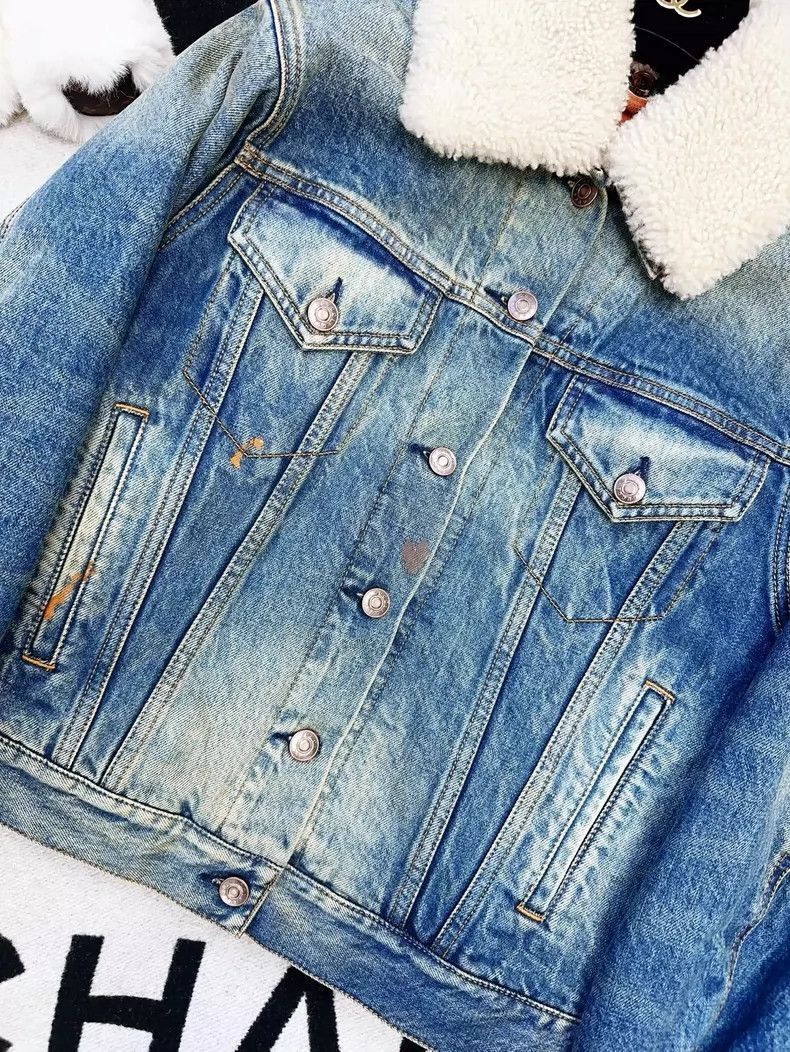 Gucci Denim Jacket with Shearling Collar-2506