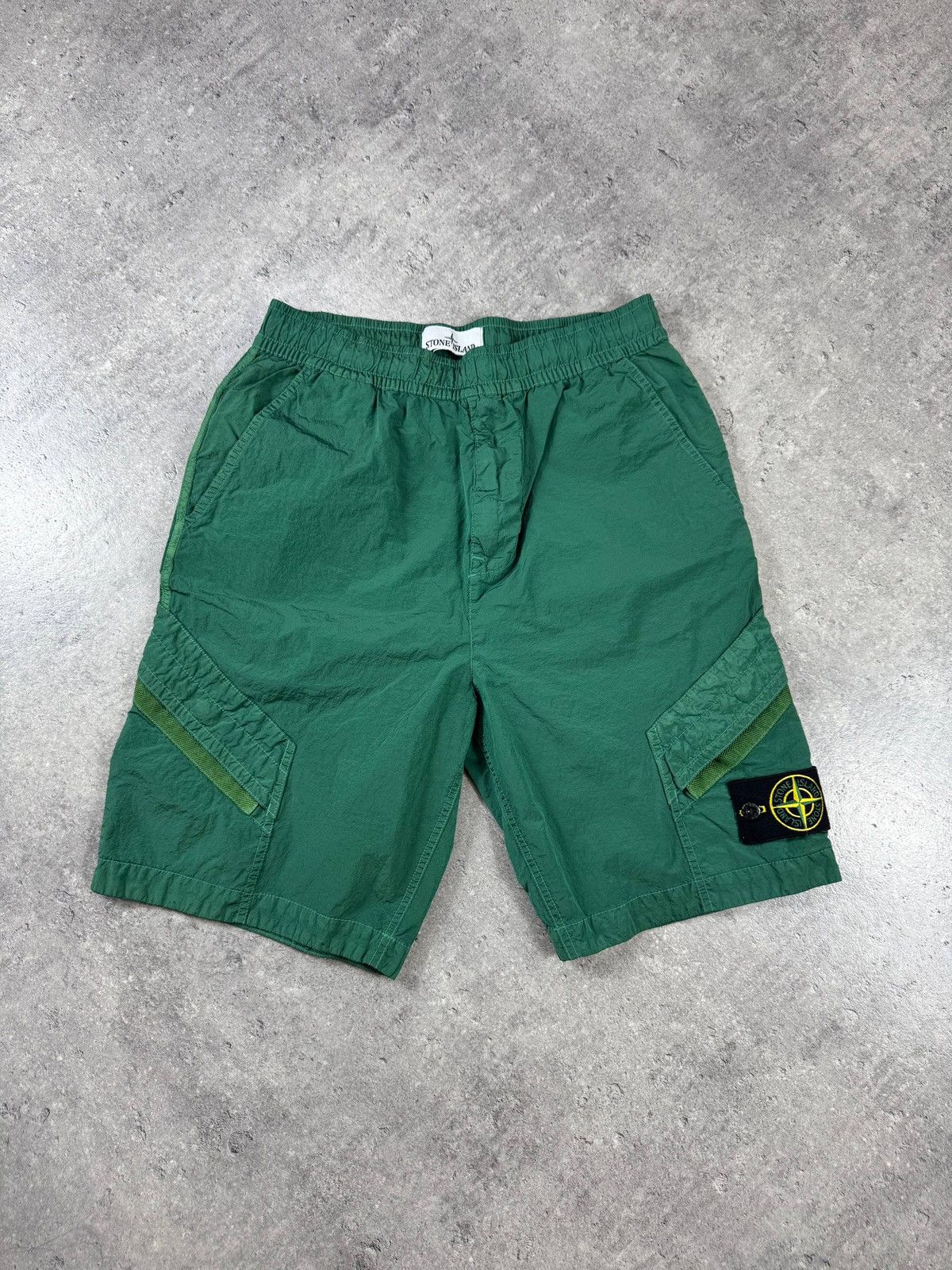Stone Island Stone Island - Metallic Cargo Bermuda Shorts SS23 Size US 30 / EU 46 - 3 Thumbnail