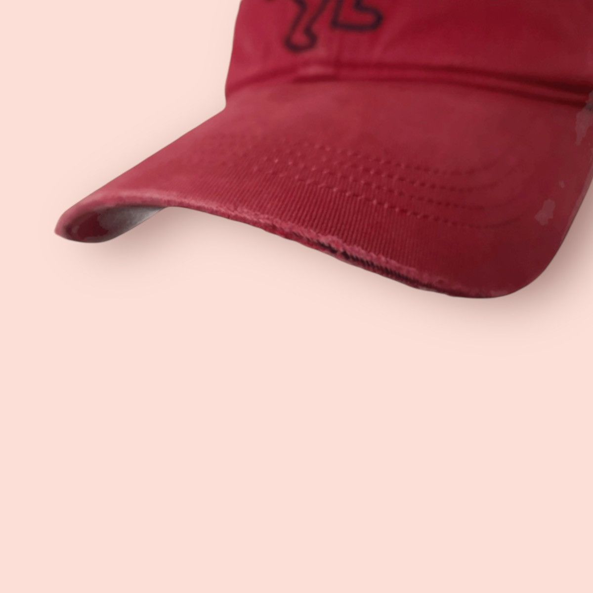 Keith Haring × Uniqlo VINTAGE KEITH HARING X UNIQLO DISTRESSED VISOR Size ONE SIZE - 6 Thumbnail