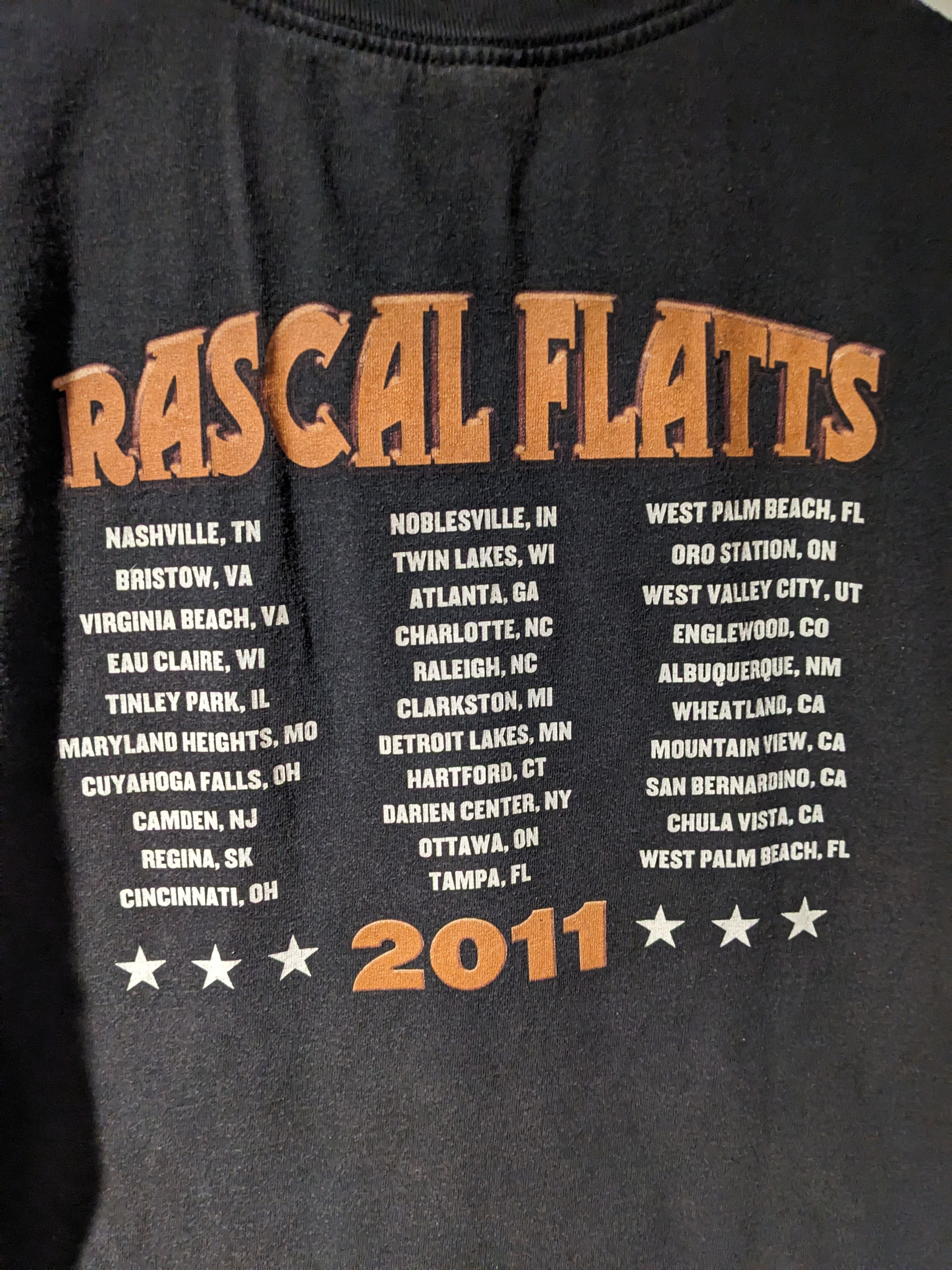 Band Tees × Vintage Vintage 2011 Rascal Flatts Band Tour Music Medium T-Shirt Size US M / EU 48-50 / 2 - 5 Thumbnail