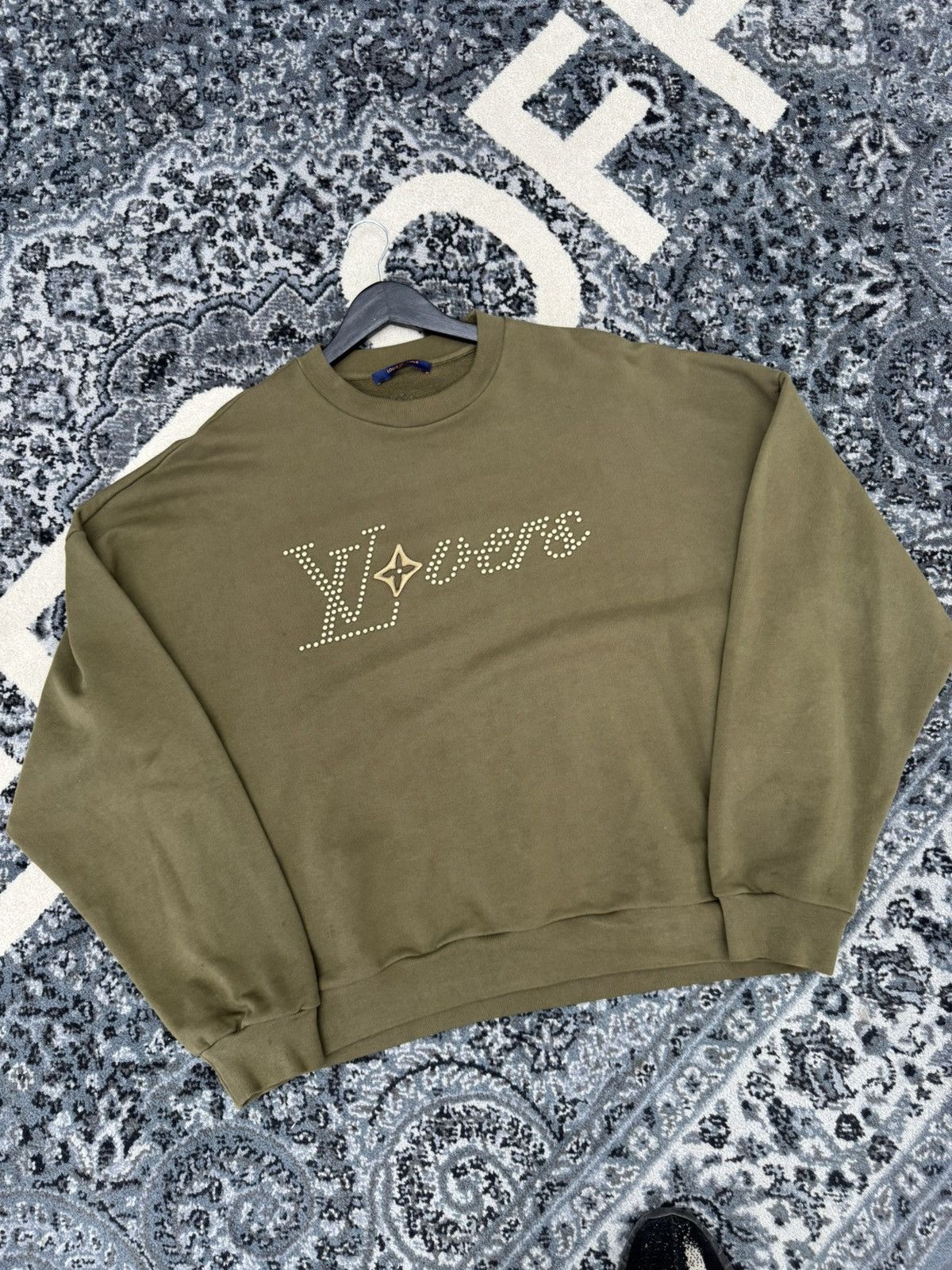 Louis Vuitton Louis Vuitton Lovers crewneck Size US XL / EU 56 / 4 - 1 Thumbnail