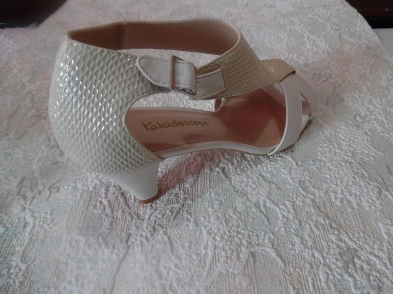 Designer Kaleidoscope women's cream shoes size 8 UK Size US 8.5 / IT 38.5 - 4 Thumbnail