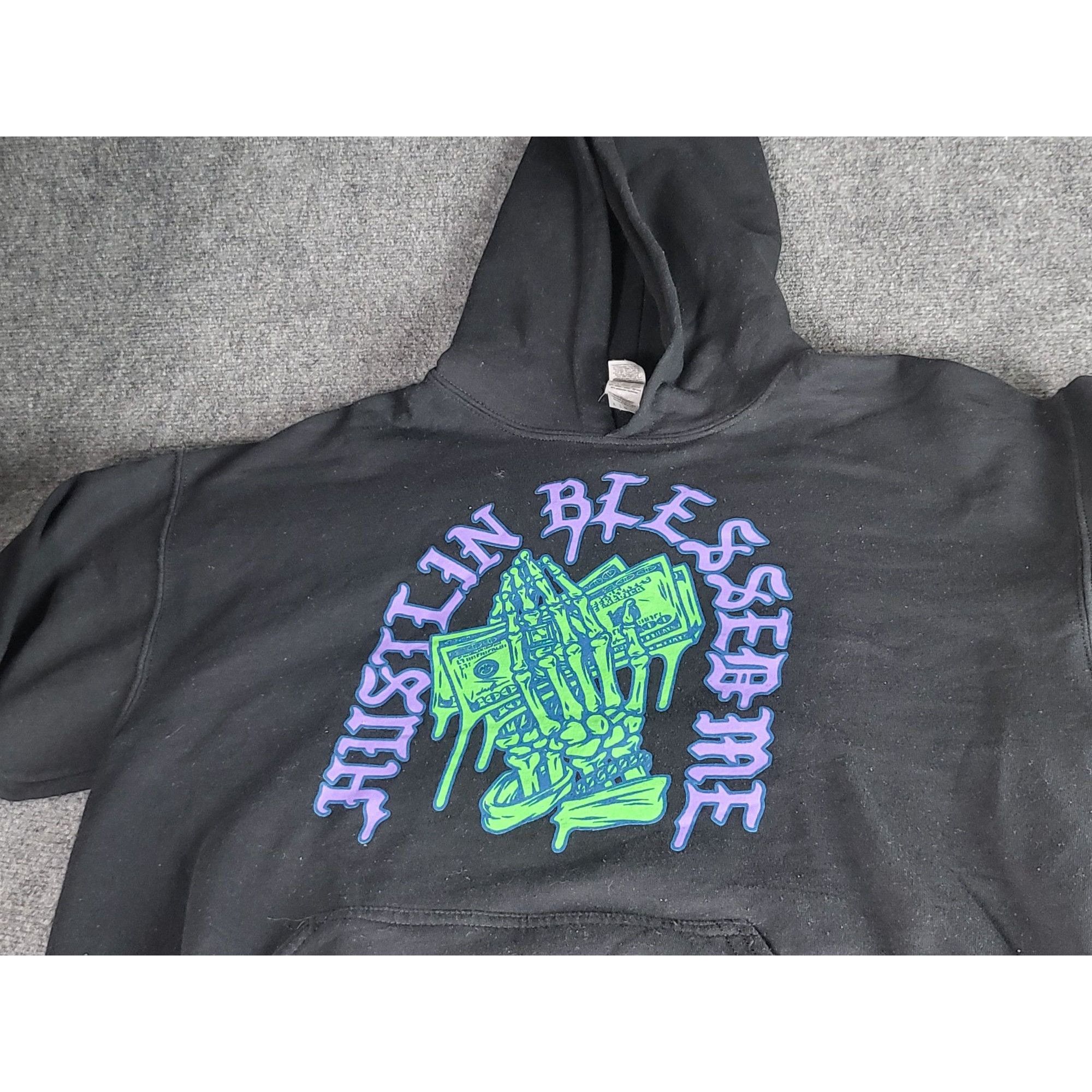 Gildan Hustlin Bleesed Me Gildan Heavy Blend Hoodie Men Sz L Out Th Size US L / EU 52-54 / 3 - 2 Thumbnail