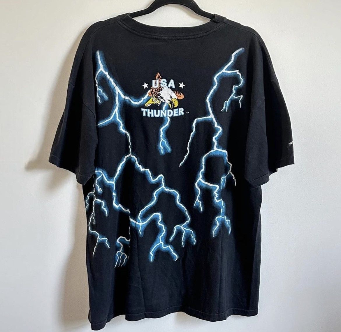 Vintage Vintage 90s American Thunder Signed Danial Murray Wolf Tee Size US L / EU 52-54 / 3 - 2 Thumbnail